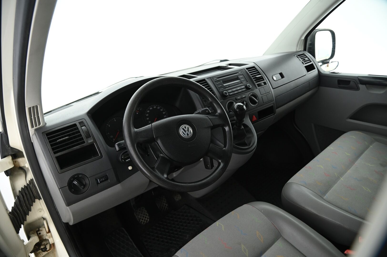 Volkswagen Transporter 2008 TRANSPORTER Umpikorinen (BB) 1890cm3 * Myydään vain huutokaupat.com * - Todella hieno työjuhta / Huoltokirja / 2 Renkaat / Katsastettu 04/25
