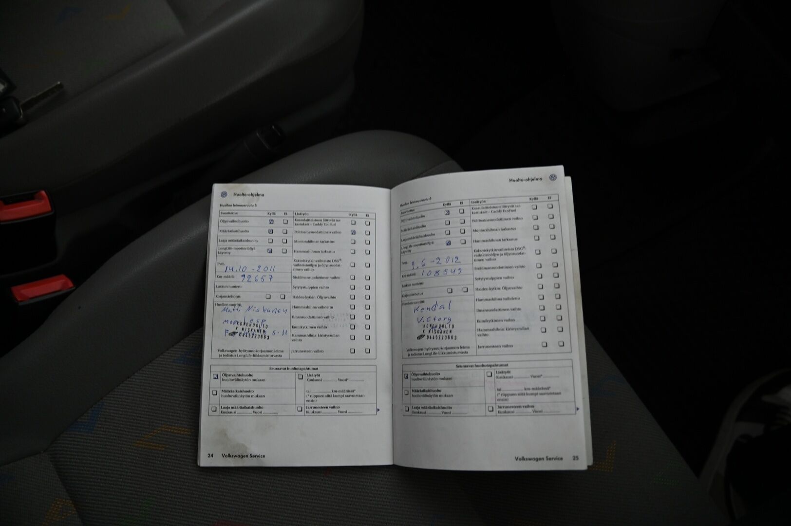 Volkswagen Transporter 2008 TRANSPORTER Umpikorinen (BB) 1890cm3 * Myydään vain huutokaupat.com * - Todella hieno työjuhta / Huoltokirja / 2 Renkaat / Katsastettu 04/25