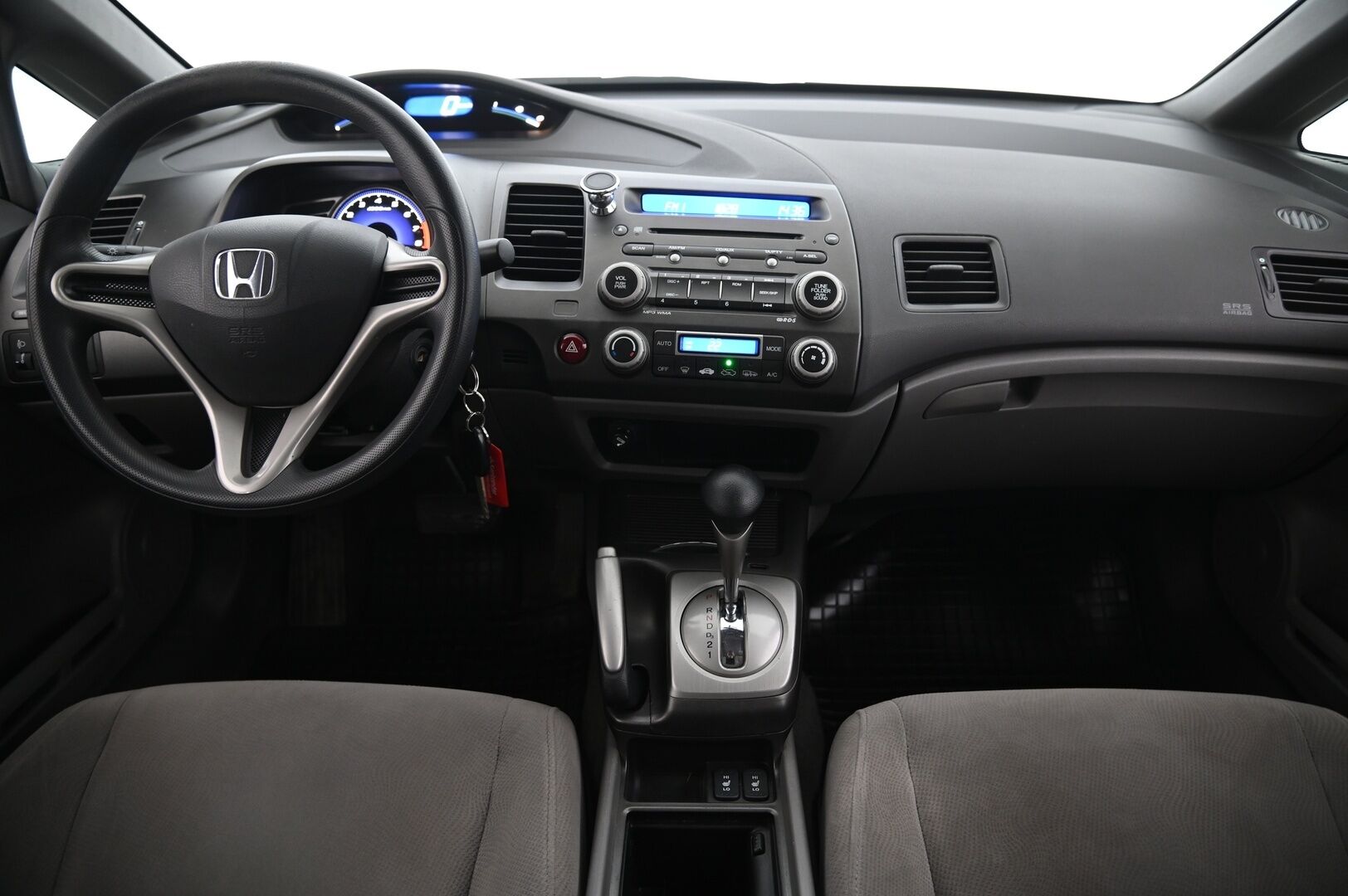 Honda Civic 2008 4D 1,8i Comfort AT * Suomi-auto / Lohkolämmitin / Vetokoukku * - Siistikuntoinen / Hyvä huoltohistoria