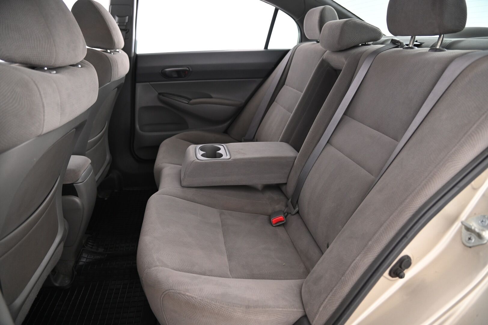 Honda Civic 2008 4D 1,8i Comfort AT * Suomi-auto / Lohkolämmitin / Vetokoukku * - Siistikuntoinen / Hyvä huoltohistoria