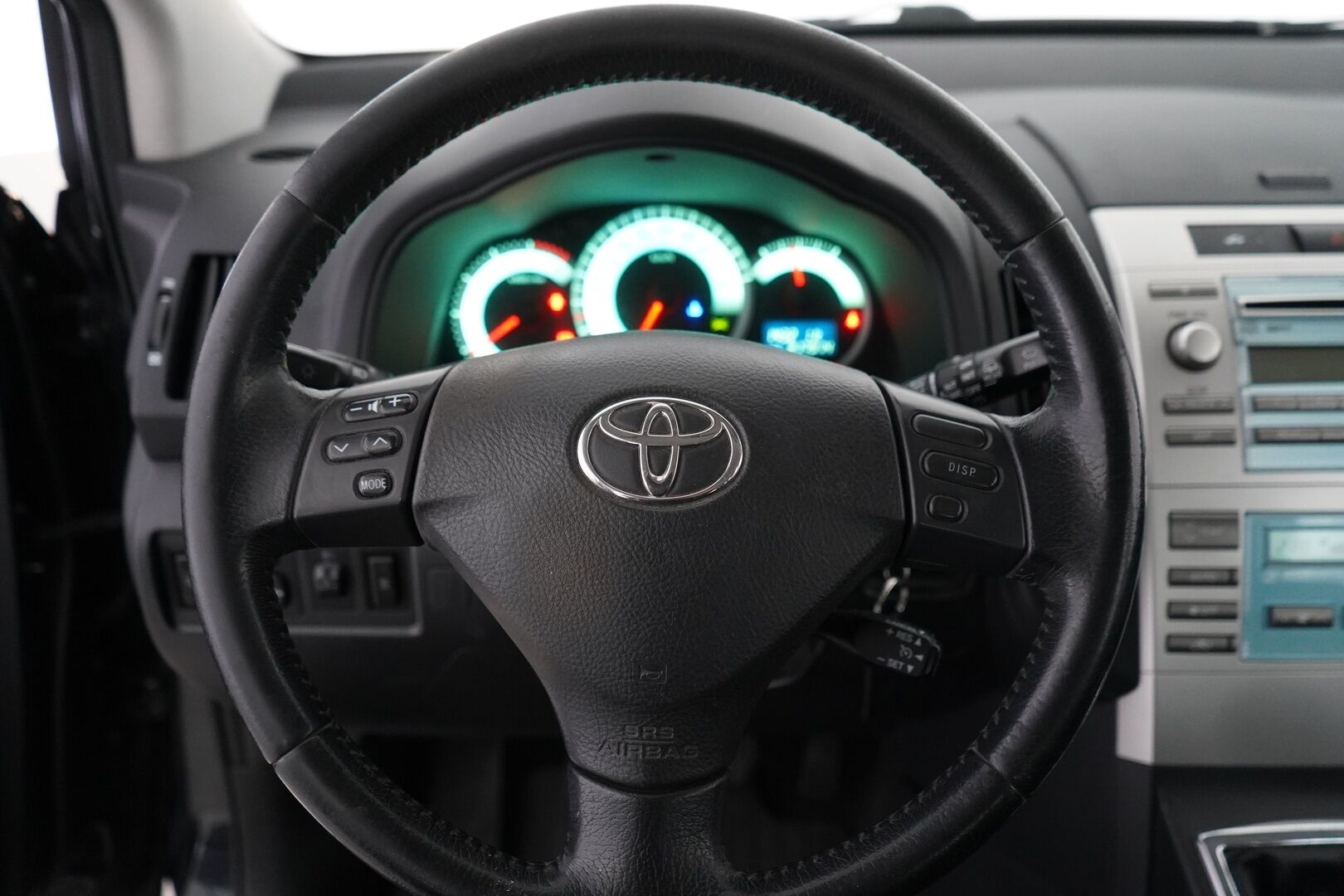 Toyota Corolla Verso 2008 - YritysOutlet - Myydään vain yrityksille - Koukku / Vakkari / Lohko / Tutka / Kahdet renkaat alumiinivantein / Säntilliset huollot