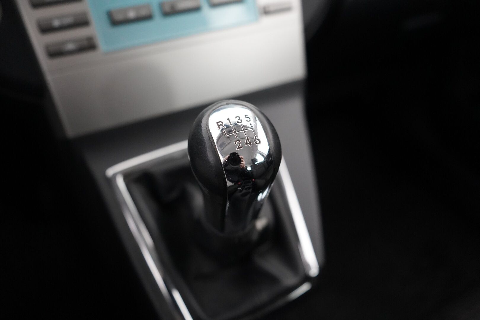 Toyota Corolla Verso 2008 - YritysOutlet - Myydään vain yrityksille - Koukku / Vakkari / Lohko / Tutka / Kahdet renkaat alumiinivantein / Säntilliset huollot