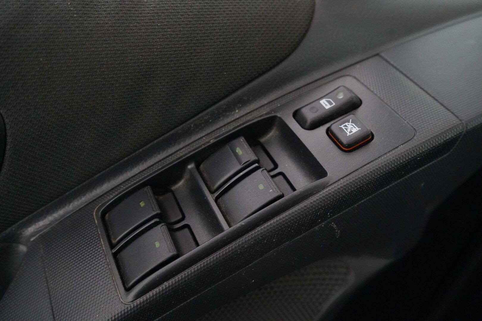 Toyota Corolla Verso 2008 - YritysOutlet - Myydään vain yrityksille - Koukku / Vakkari / Lohko / Tutka / Kahdet renkaat alumiinivantein / Säntilliset huollot