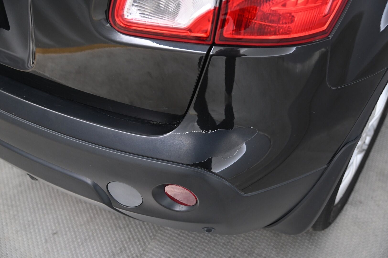 Nissan Qashqai 2011 1,6L Acenta 2WD 5MT MY10 - *Myydään Huutokaupat.com*