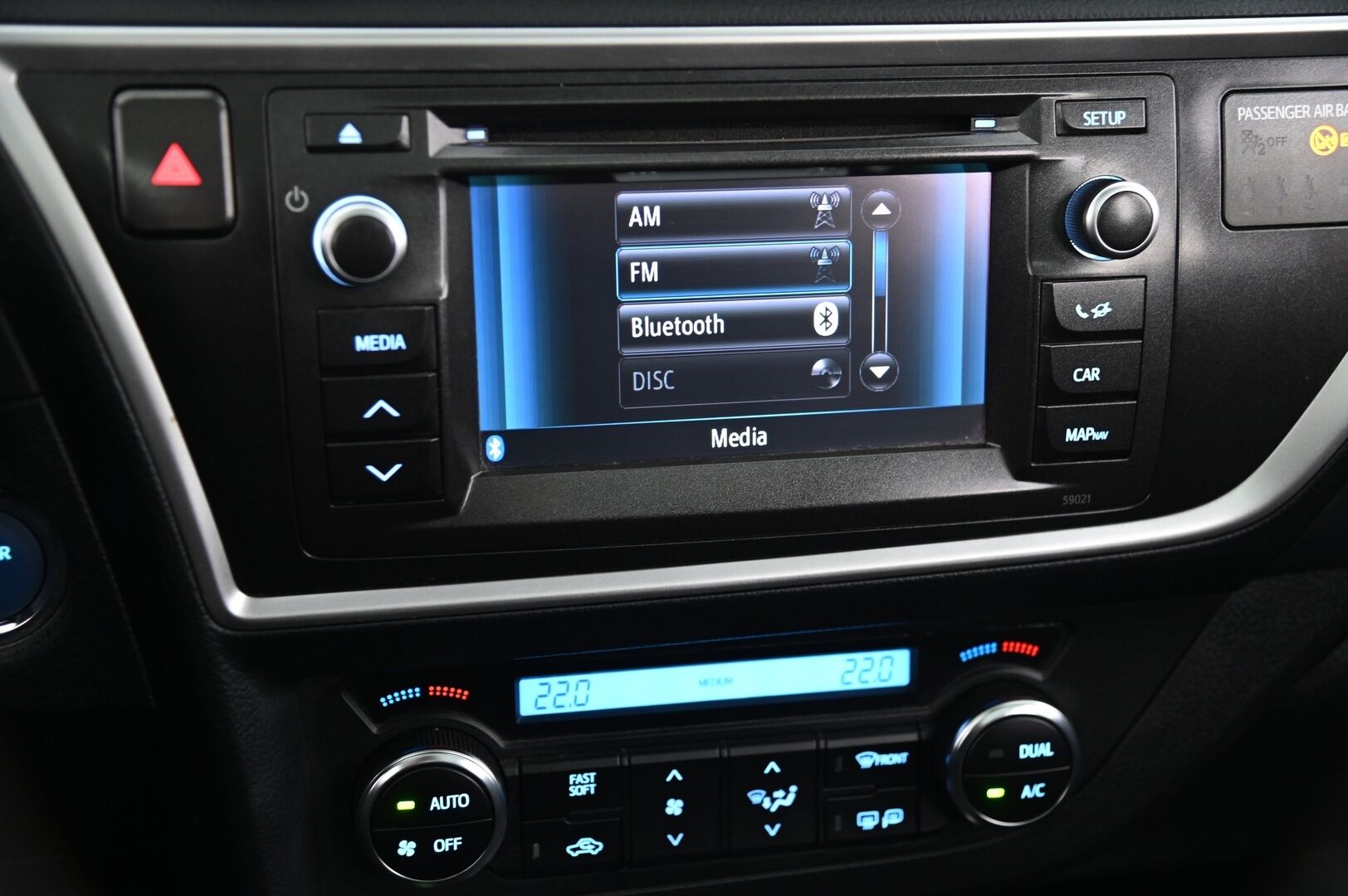 Toyota Auris 2013 Touring Sports 1,8 Hybrid Premium***MYYDÄÄN HUUTOKAUPAT.COM*** - ***MYYDÄÄN HUUTOKAUPAT.COM!***