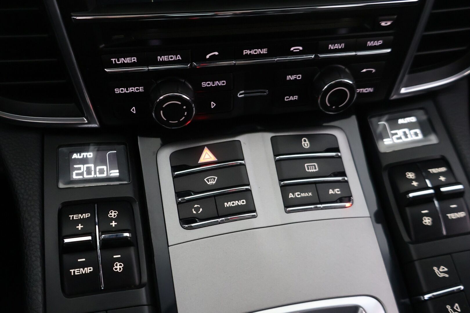 Porsche Panamera 2011 Diesel - * Juuri tullut! * - HULLUT AVAJAISHULINAT KORKOTARJOUS 3,29 %