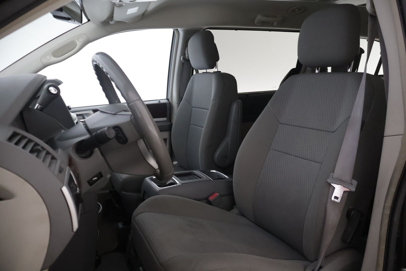 Chrysler GRAND VOYAGER 2011 CRD A6 - | 7-P. | Ilmastointi | Juuri Katsastettu | Todella Vähän Ajettu | 