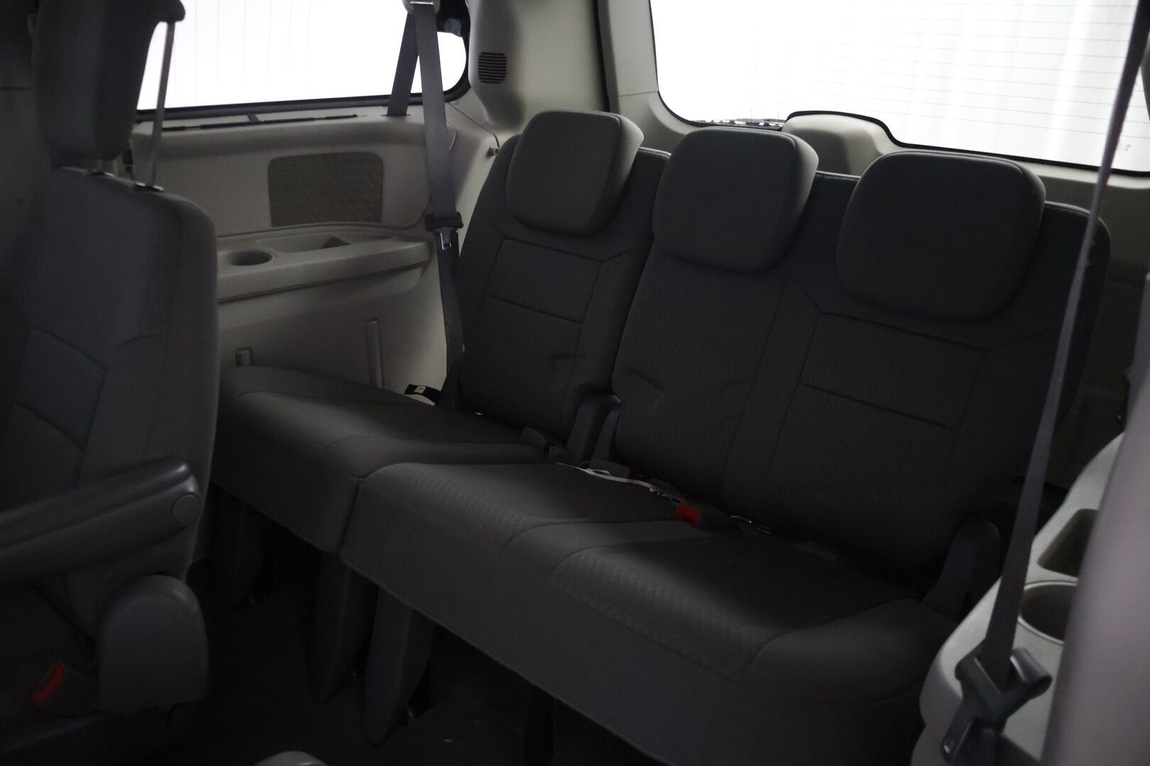 Chrysler GRAND VOYAGER 2011 CRD A6 - | 7-P. | Ilmastointi | Juuri Katsastettu | Todella Vähän Ajettu | 