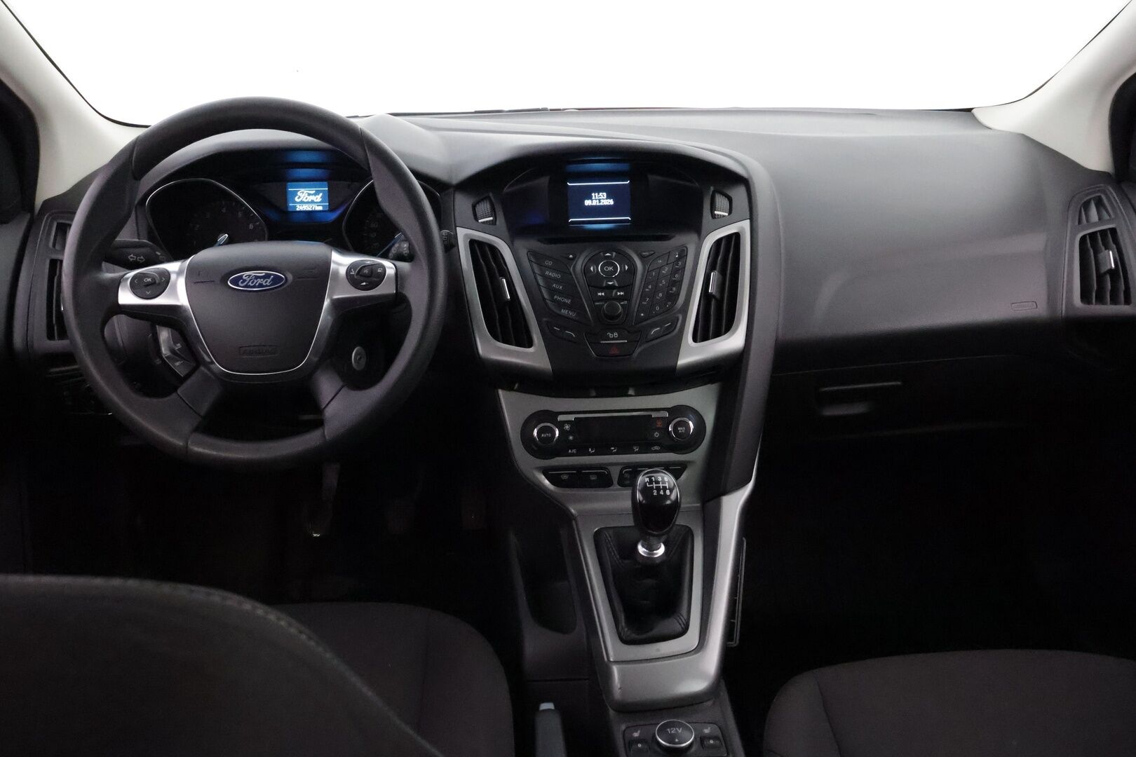 Ford Focus 2013 1,0 EcoBoost 125 hv Trend X M6 Wagon *YritysOutlet - Myydään vain yrityksille* - *Lohko+sisä / Koukku / Suomi-auto / Parkkitutkat / Vakionopeudensäädin / Jakopää tehty - YritysOutlet - Myydään vain yrityksille*