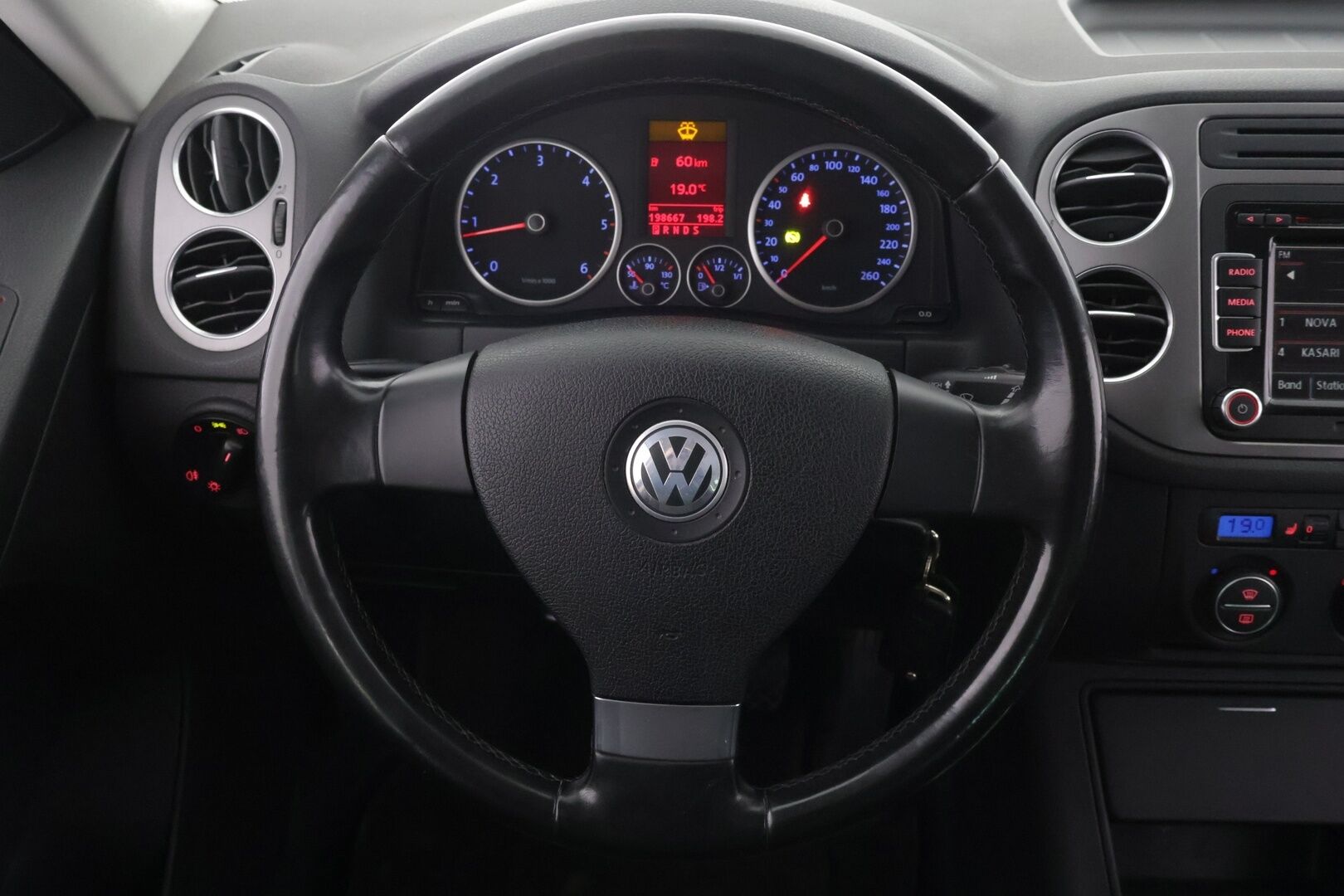 Volkswagen Tiguan 2008 Sport & Style 2,0 TDI 103 kW, Tiptronic-autom *YritysOutlet - *Myydään vain yrityksille / Vetokoukku / lohkolämmitin / jakohihna vaihdettu!*