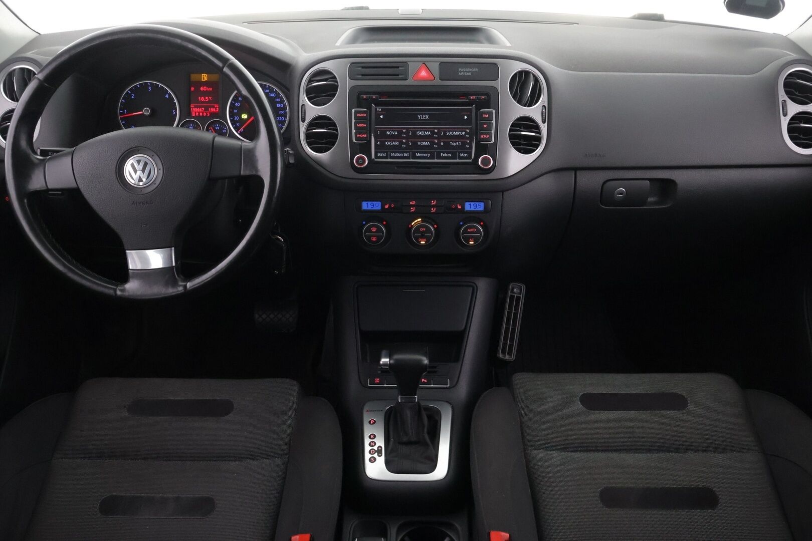 Volkswagen Tiguan 2008 Sport & Style 2,0 TDI 103 kW, Tiptronic-autom *YritysOutlet - *Myydään vain yrityksille / Vetokoukku / lohkolämmitin / jakohihna vaihdettu!*