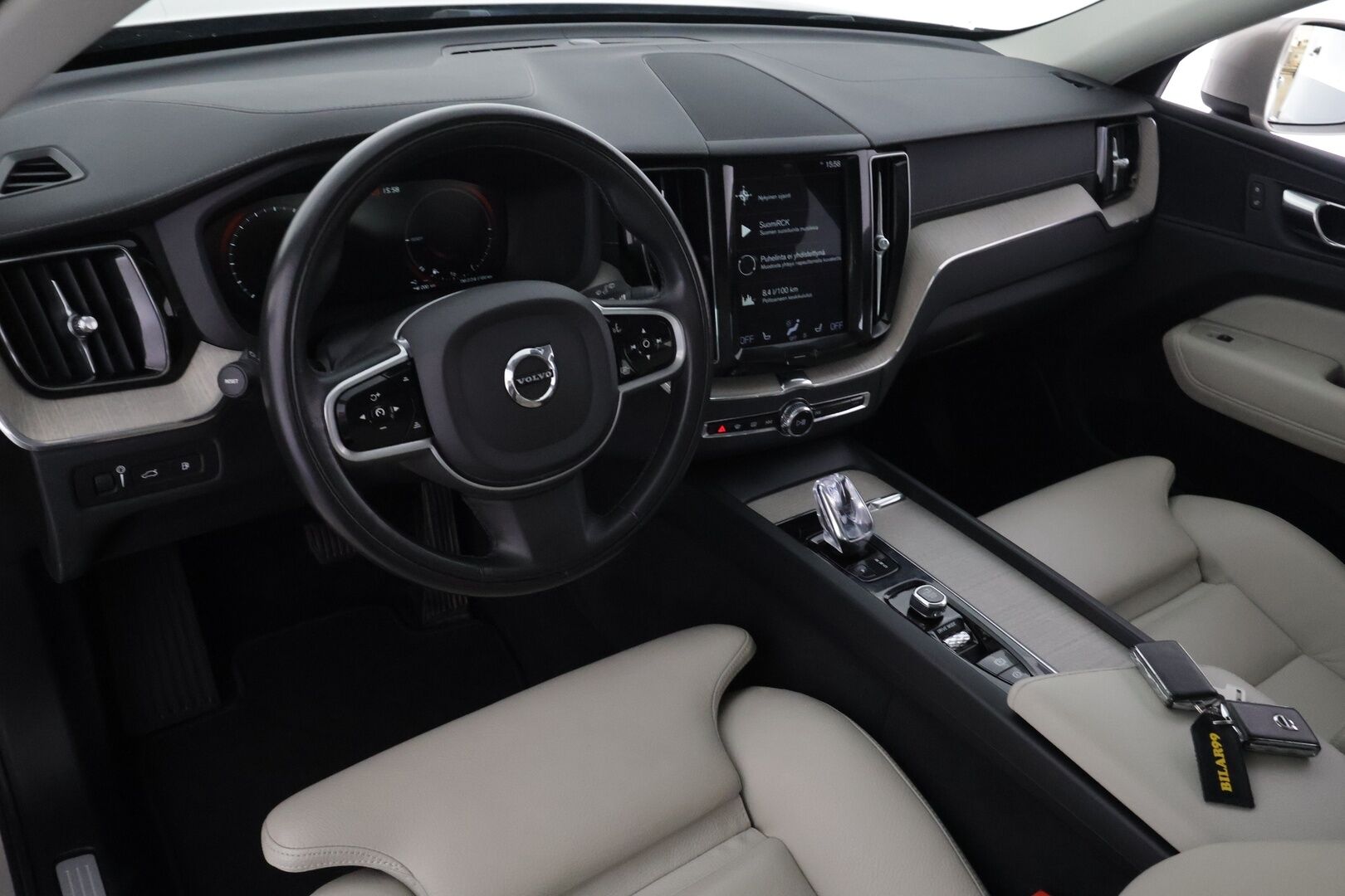 Volvo XC60 2020 T8 TwE AWD Inscription Aut - | ACC | Webasto | Koukku | Panorama | Sähkönahat | Muistipenkki | Full-LED | P.kamera | Pilot Assist | BLIS | Keyless | 2x renkaat aluin |