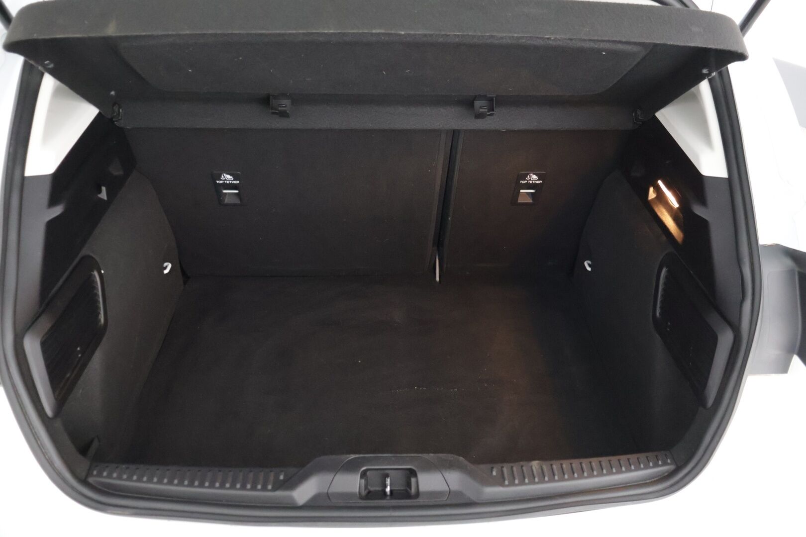 Ford Focus 2020 1,0 EcoBoost 125hv A8 Active / 1.Omisteinen / Suomi-Auto / P-Tutkat / Lämpölasi / Hyvät renkaat / Siisti! / - Suomi-auto / Kahdet renkaat vanteineen / Katsastettu 2/26 - HULLUT AVAJAISHULINAT KORKOTARJOUS 3,29 %