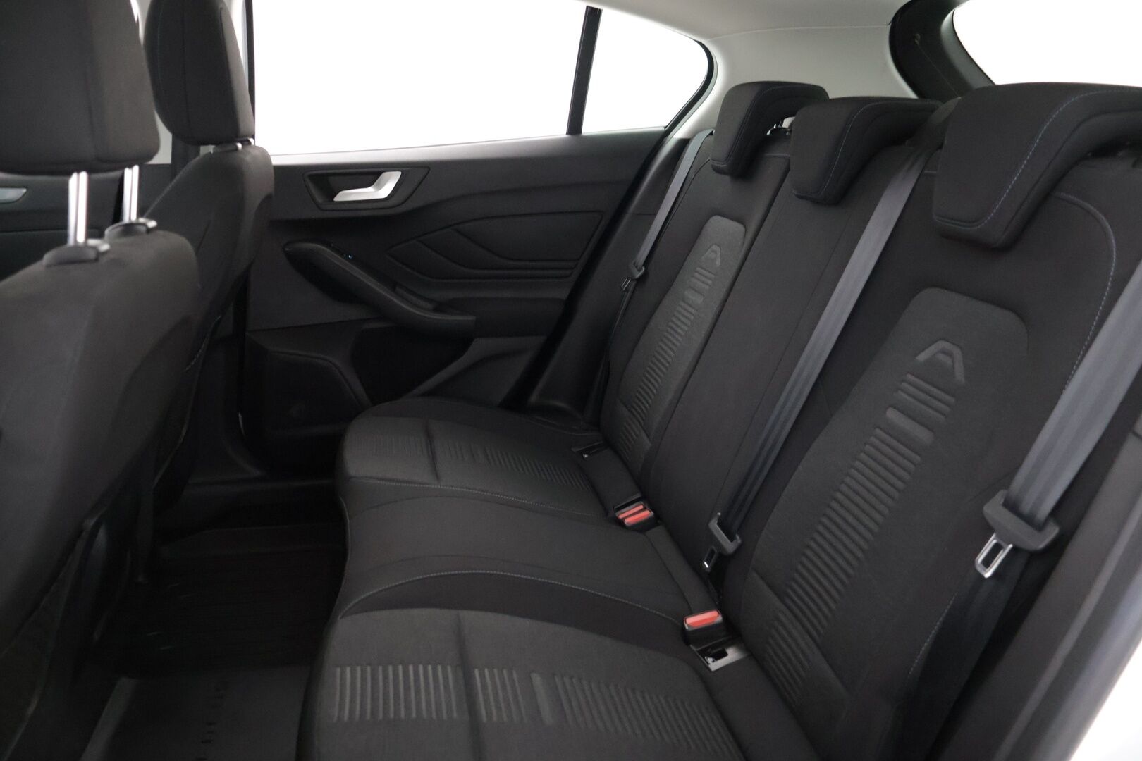 Ford Focus 2020 1,0 EcoBoost 125hv A8 Active / 1.Omisteinen / Suomi-Auto / P-Tutkat / Lämpölasi / Hyvät renkaat / Siisti! / - Suomi-auto / Kahdet renkaat vanteineen / Katsastettu 2/26 - HULLUT AVAJAISHULINAT KORKOTARJOUS 3,29 %