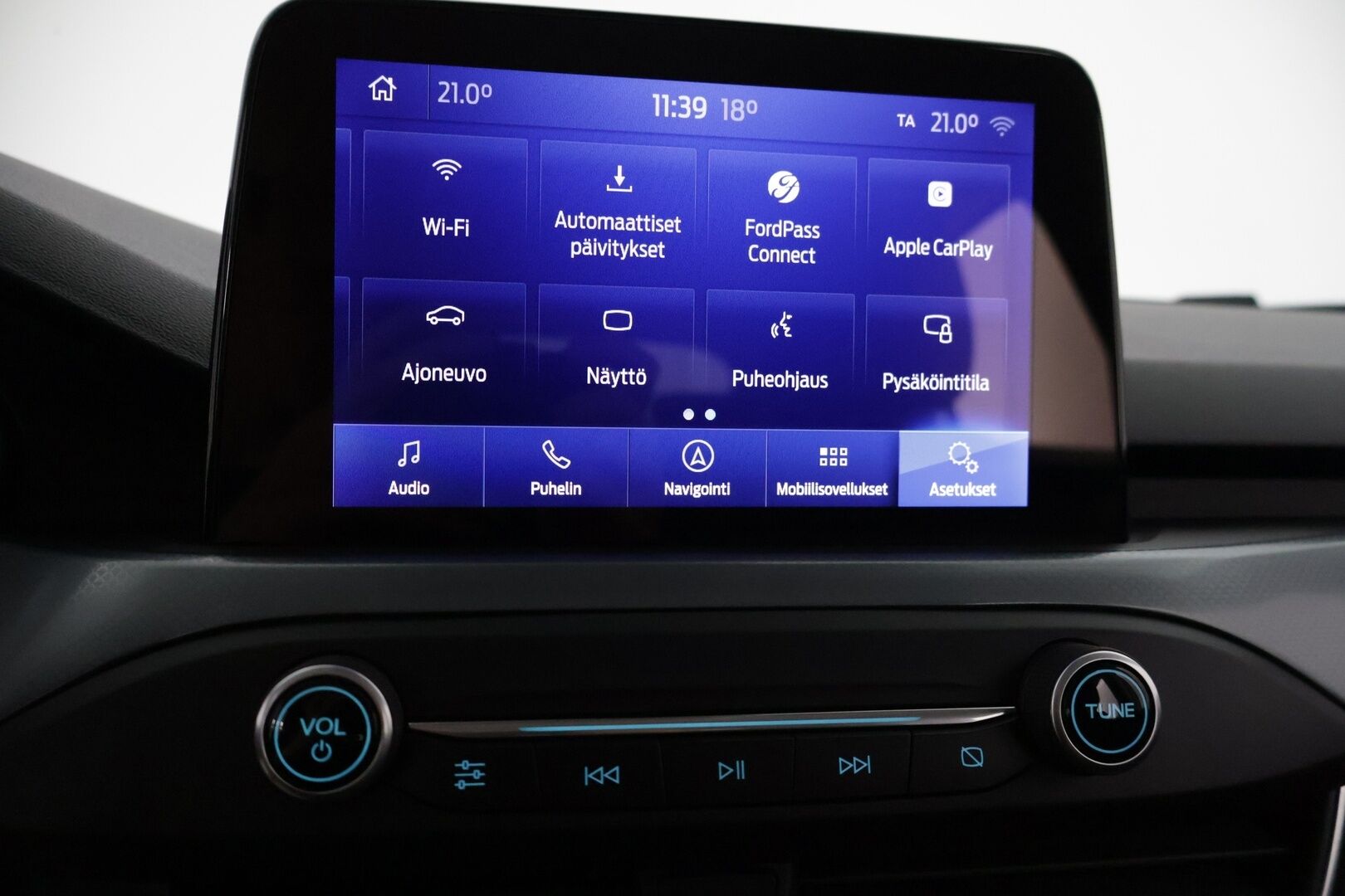 Ford Focus 2020 1,0 EcoBoost 125hv A8 Active / 1.Omisteinen / Suomi-Auto / P-Tutkat / Lämpölasi / Hyvät renkaat / Siisti! / - Suomi-auto / Kahdet renkaat vanteineen / Katsastettu 2/26 - HULLUT AVAJAISHULINAT KORKOTARJOUS 3,29 %