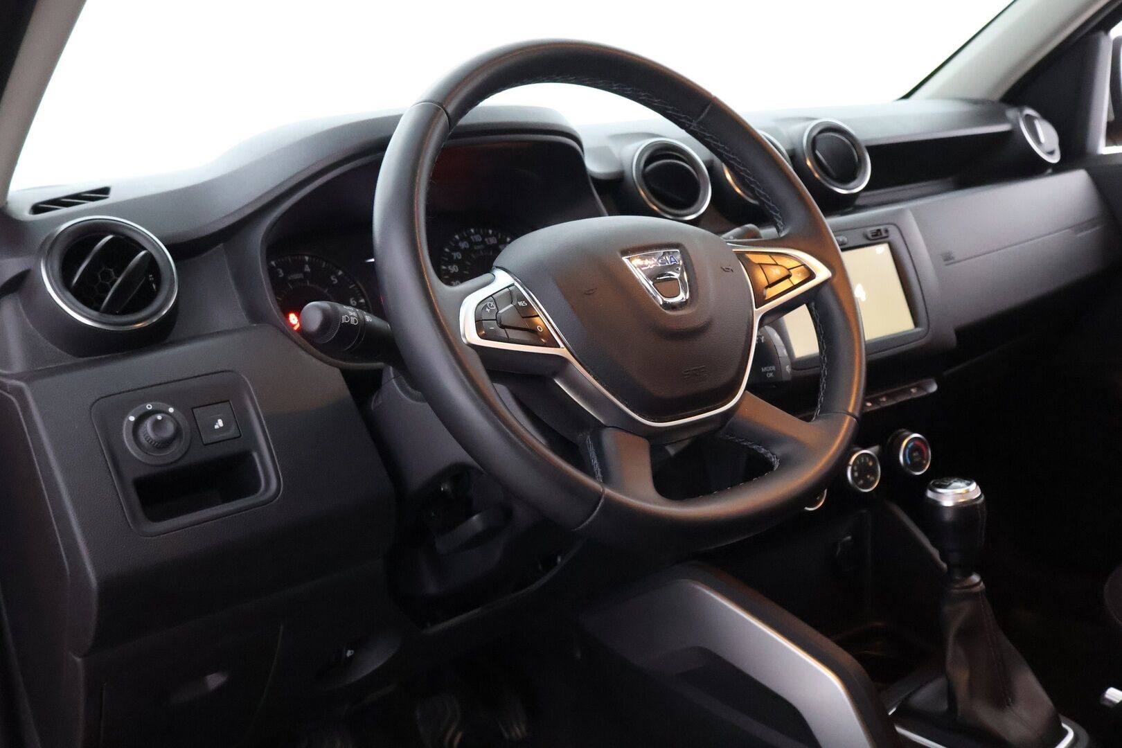 Dacia Duster 2020 TCe 130 4x4 Prestige - 1Om Suomiauto / Peruutuskamera / Navi / BLIS / Lohko & Sisäpistoke / Vakkari / 2x Renkaat aluvantein!