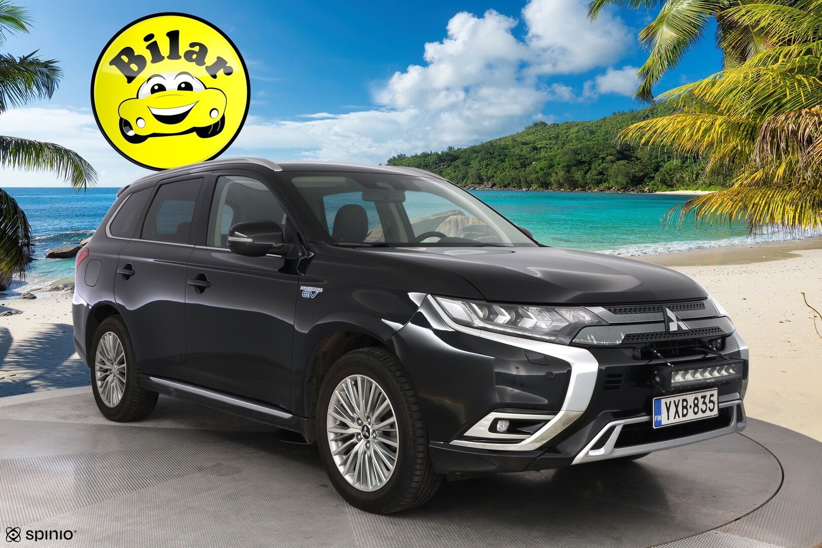 Mitsubishi OUTLANDER PHEV 2020 Instyle 4WD 5p - Suomiauto | ACC | Nahka-alcantara sähköpenkit | Vetokoukku | Peruutuskamera | Lohko+sis | Kaistavahti | Ratinlämmitys