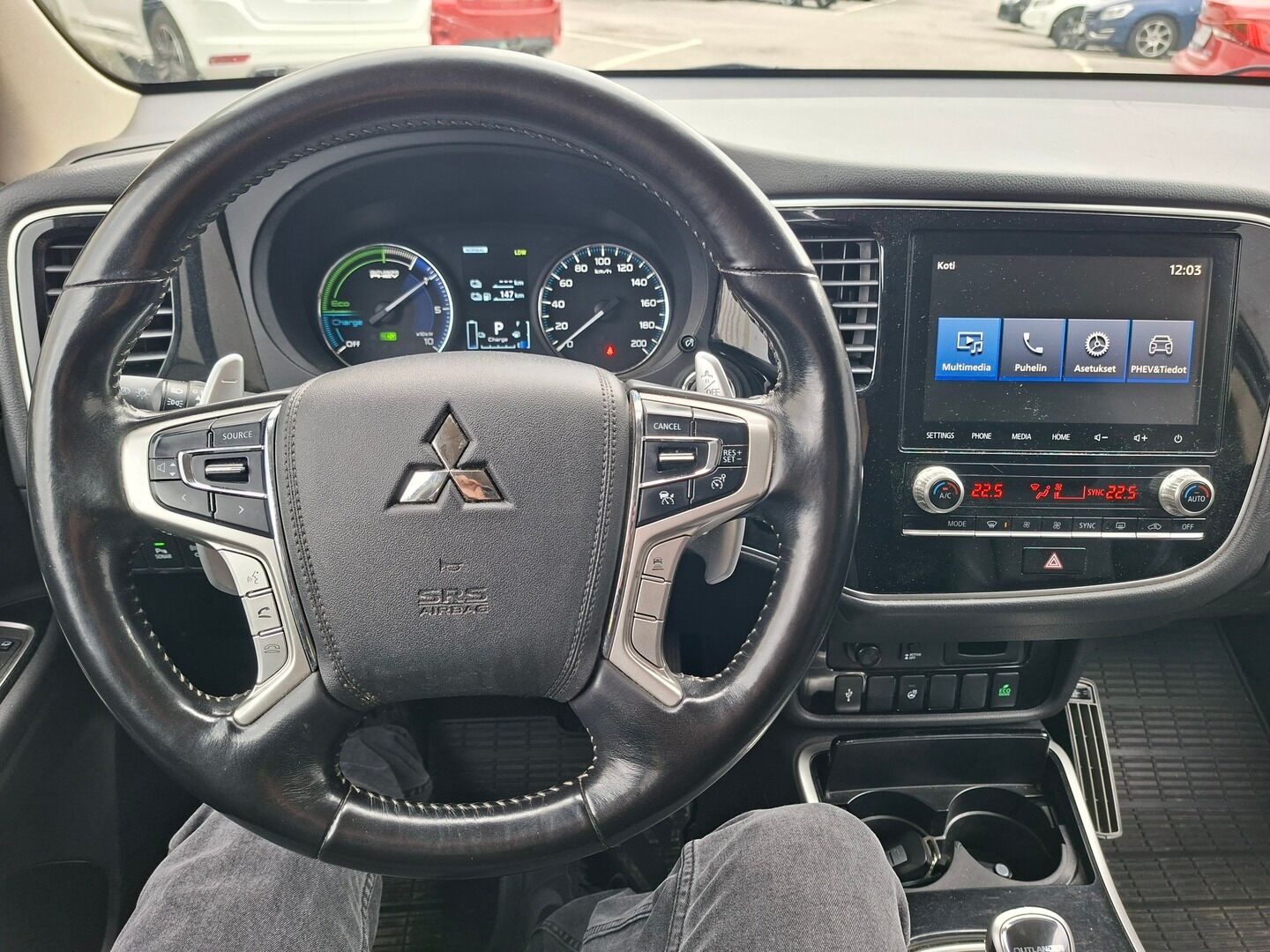 Mitsubishi Outlander 2020 Instyle 4WD 5p - Suomiauto | ACC | Nahka-alcantara sähköpenkit | Vetokoukku | Peruutuskamera | Lohko+sis | Kaistavahti | Ratinlämmitys