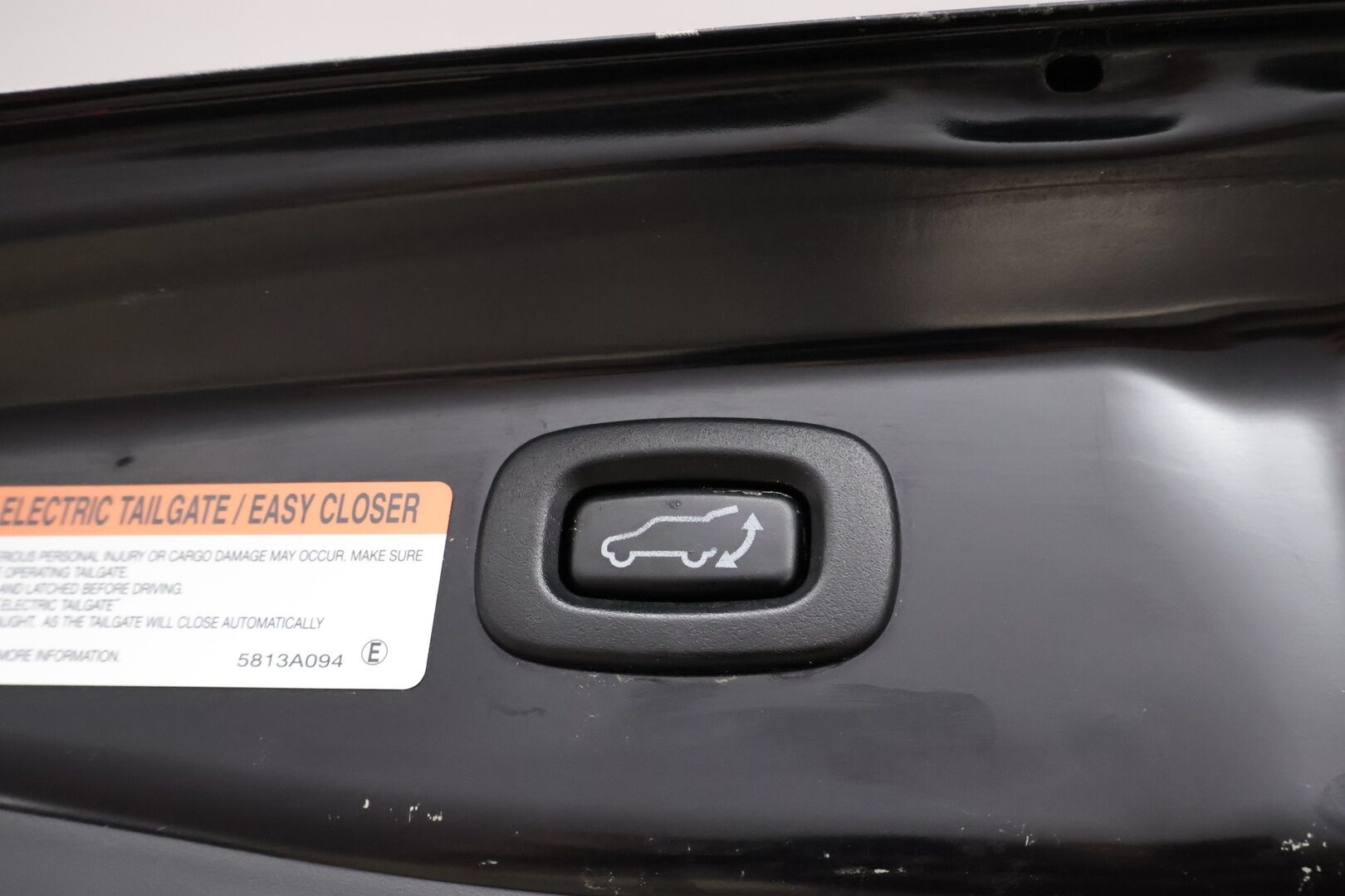Mitsubishi OUTLANDER PHEV 2020 Instyle 4WD 5p - Suomiauto | ACC | Nahka-alcantara sähköpenkit | Vetokoukku | Peruutuskamera | Lohko+sis | Kaistavahti | Ratinlämmitys