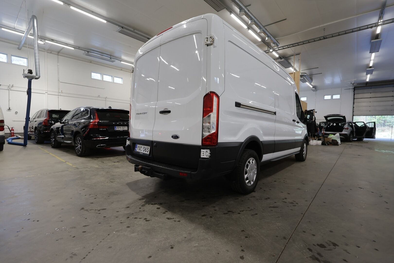 Ford Transit 2018 Van 350 2,0 TDCi 170 hv M6 Etuveto Trend L3H2 4,71 - | Koukku | P.Kamera | Vakkari | Lohkolämmitin | ALV | Bluetooth | Apple&Android | Kahdet renkaat |