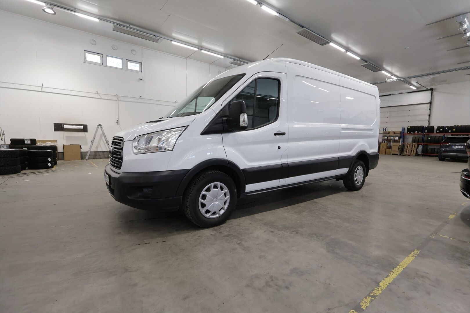Ford Transit 2018 Van 350 2,0 TDCi 170 hv M6 Etuveto Trend L3H2 4,71 - | Koukku | P.Kamera | Vakkari | Lohkolämmitin | ALV | Bluetooth | Apple&Android | Kahdet renkaat |