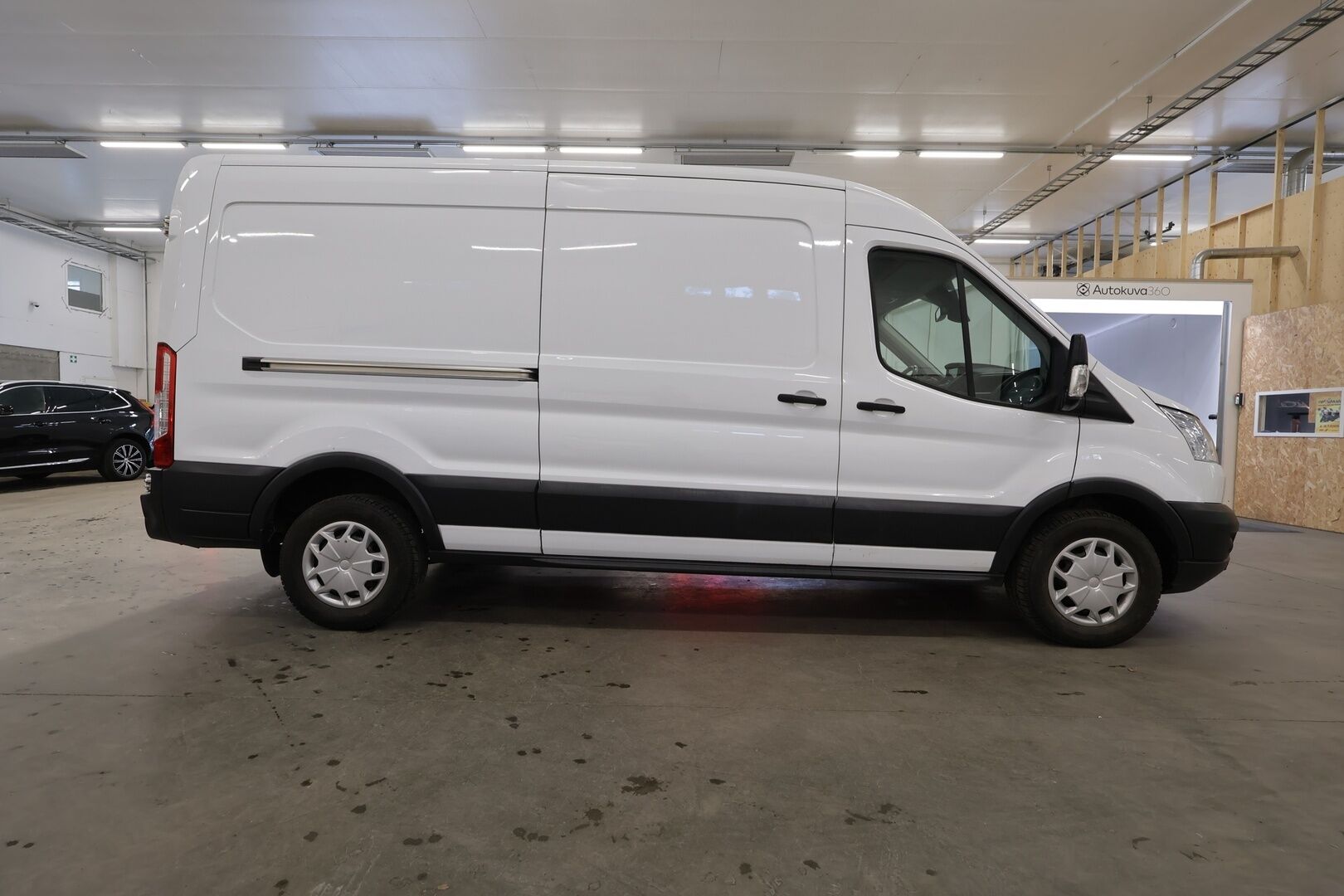 Ford Transit 2018 Van 350 2,0 TDCi 170 hv M6 Etuveto Trend L3H2 4,71 - | Koukku | P.Kamera | Vakkari | Lohkolämmitin | ALV | Bluetooth | Apple&Android | Kahdet renkaat |