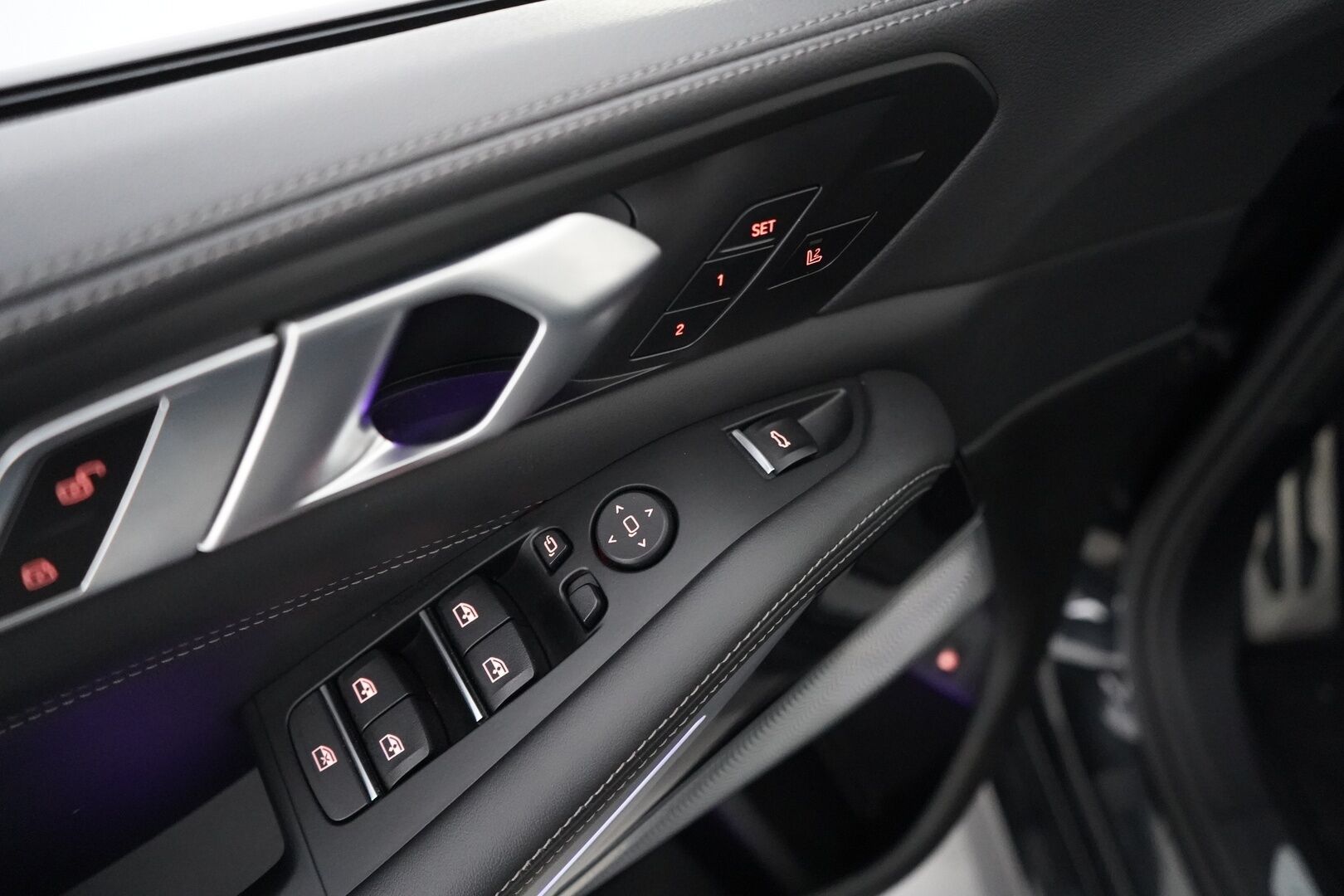 BMW X5 2020 G05 xDrive45e A M-sport * B&W / HUD / ACC / Comfort-nahat / Koukku / 360-kam / Laser / Panorama / Soft Close * - Suomi-auto / SoH 90.5% / 2x Vanteet / Merkkihuoltohistoria