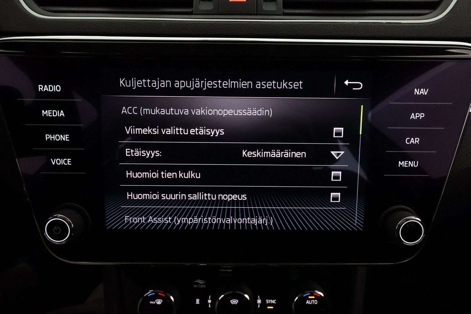 Skoda Superb 2020 Combi 2,0 TDI 150 Style DSG Autom. * Webasto / Adapt.Vakkari / Canton Audio / Matrix LED / Koukku / Muistipenkki / Peruutuskamera - 1-om Suomi-auto / Kahdet renkaat / Merkkihuollettu / Supervarusteet!