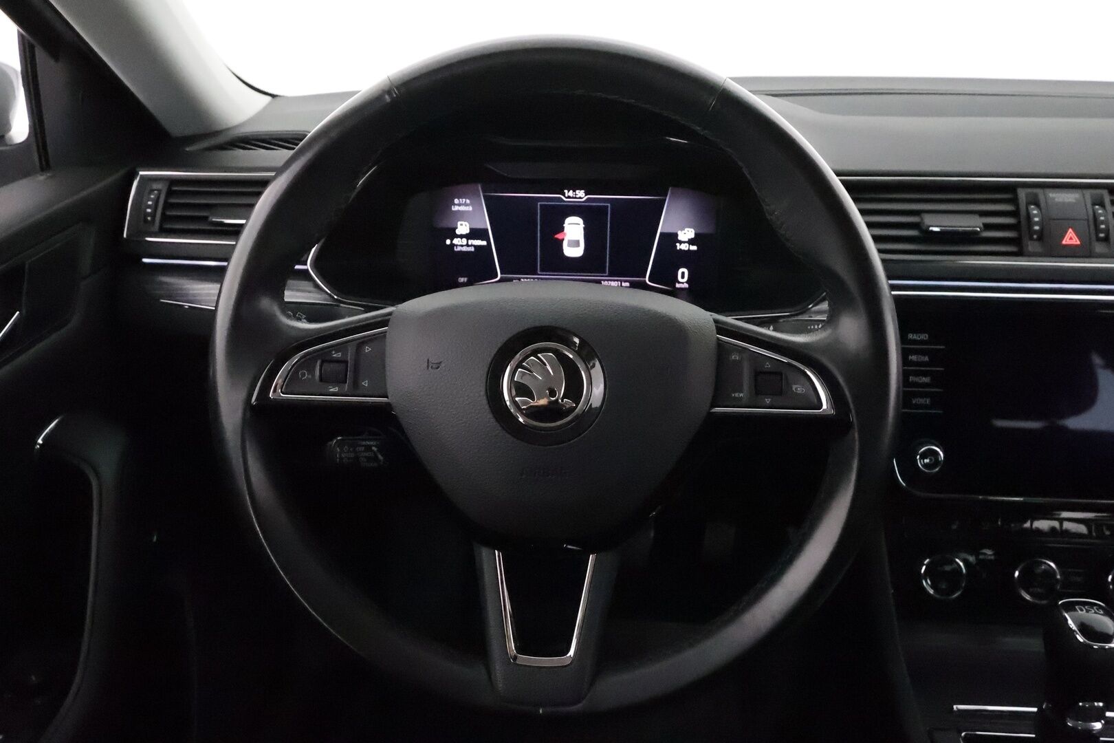 Skoda Superb 2020 1,4 TSI PHEV Style iV DSG *Digimittaristo / ACC / Webasto / Muistipenkki / Koukku / P.kamera* - Merkkihuollettu / Matrix LED / Keyless / Apple&Android / Skoda Sound System