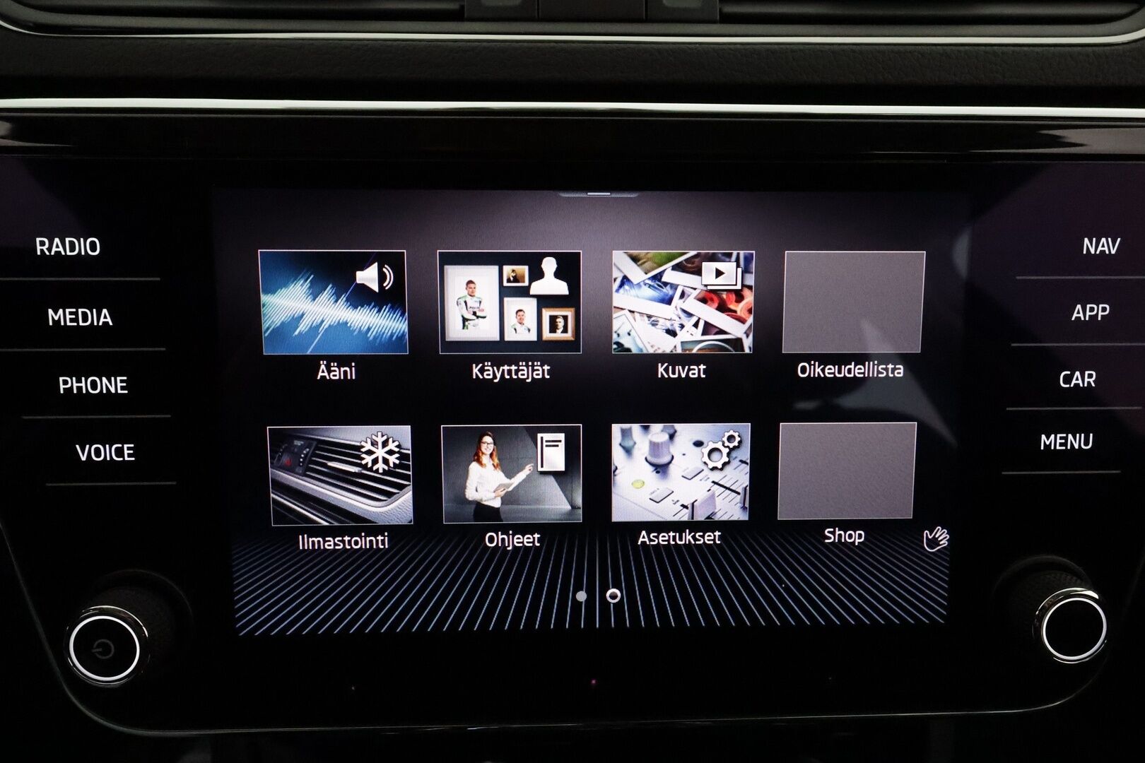 Skoda Superb 2020 1,4 TSI PHEV Style iV DSG *Digimittaristo / ACC / Webasto / Muistipenkki / Koukku / P.kamera* - Merkkihuollettu / Matrix LED / Keyless / Apple&Android / Skoda Sound System