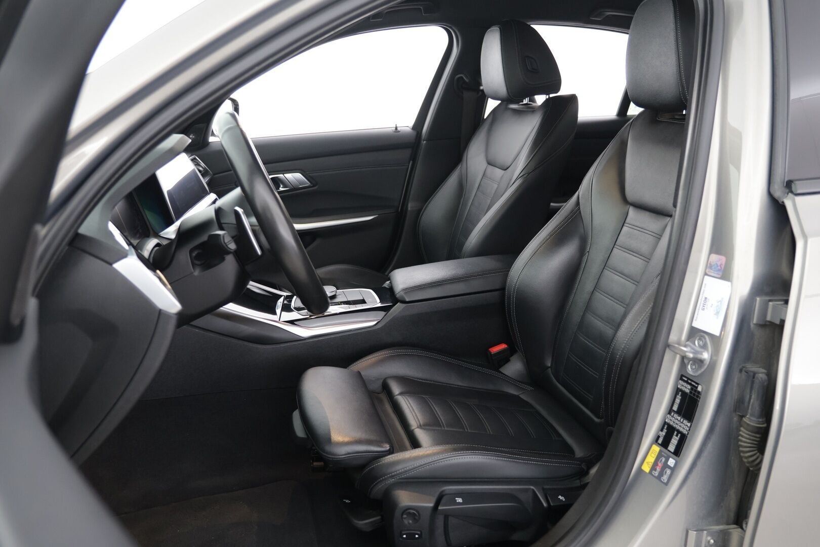 BMW 330 2019 G20 Sedan 330e Business M Sport *Acc / Harman & Kardon / Laser valot / 360-Kamera!* - Todella kovat varusteet / Harvinainen ulkoväri / Hyvin pidetty!