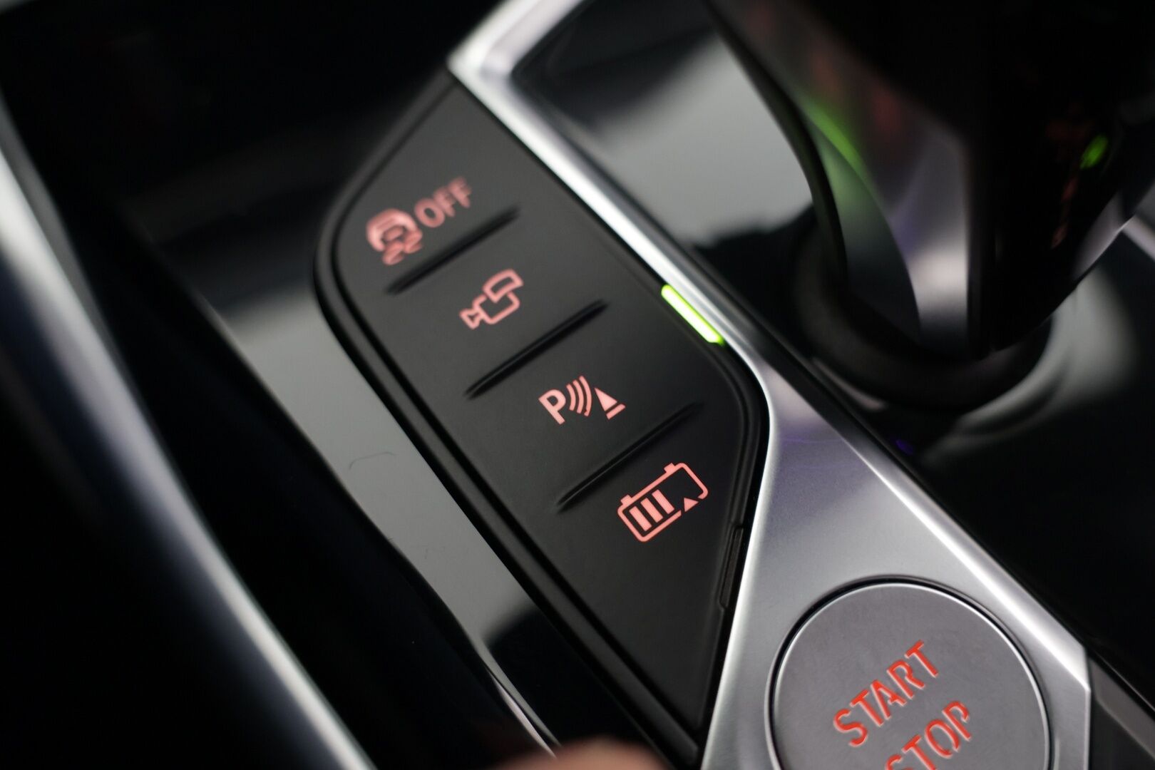 BMW 330 2019 G20 Sedan 330e Business M Sport *Acc / Harman & Kardon / Laser valot / 360-Kamera!* - Todella kovat varusteet / Harvinainen ulkoväri / Hyvin pidetty!