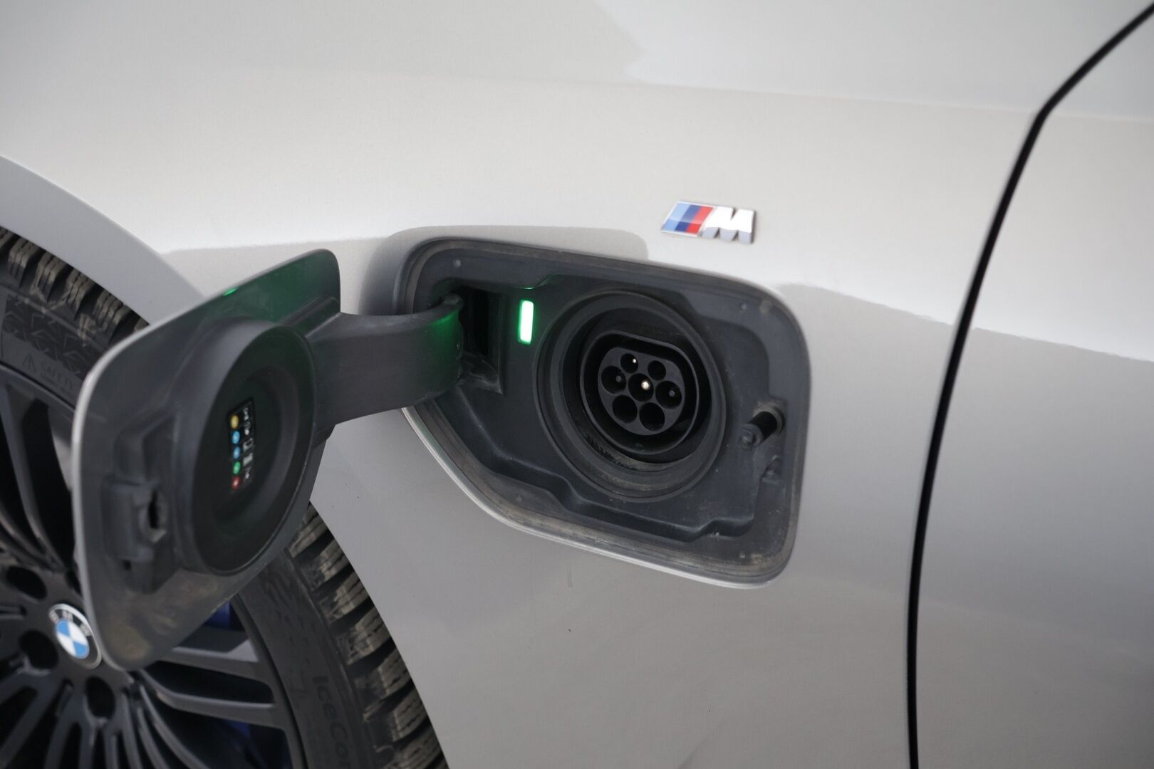 BMW 330 2019 G20 Sedan 330e Business M Sport *Acc / Harman & Kardon / Laser valot / 360-Kamera!* - Todella kovat varusteet / Harvinainen ulkoväri / Hyvin pidetty!