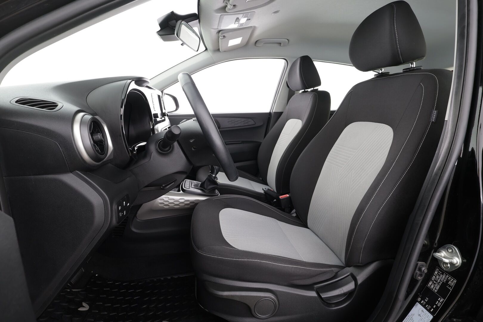 Hyundai i10 2020 1,0 MPI 67 hv 5AMT-automaatti 5-p Comfort *1.OM Suomi-auto / Vakkari / P.kamera / Lohko / Kaistavahti / Ratinlämmitin* - Kahdet renkaat aluvanteilla / Merkkihuollettu / Seuraava katsastus 02/28! - HULLUT AVAJAISHULINAT KORKOTARJOUS 3,29 %