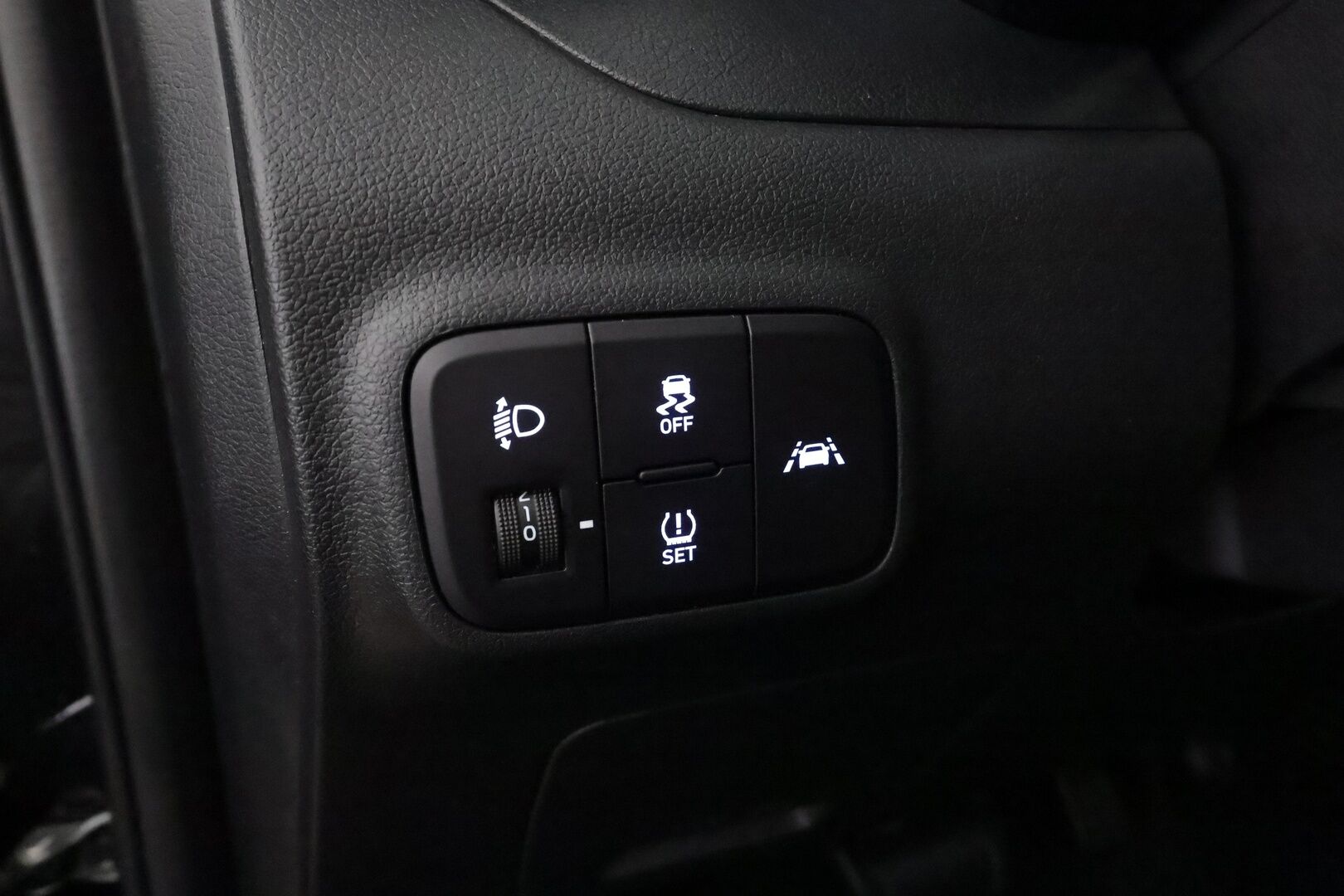 Hyundai i10 2020 1,0 MPI 67 hv 5AMT-automaatti 5-p Comfort *1.OM Suomi-auto / Vakkari / P.kamera / Lohko / Kaistavahti / Ratinlämmitin* - Kahdet renkaat aluvanteilla / Merkkihuollettu / Seuraava katsastus 02/28! - HULLUT AVAJAISHULINAT KORKOTARJOUS 3,29 %