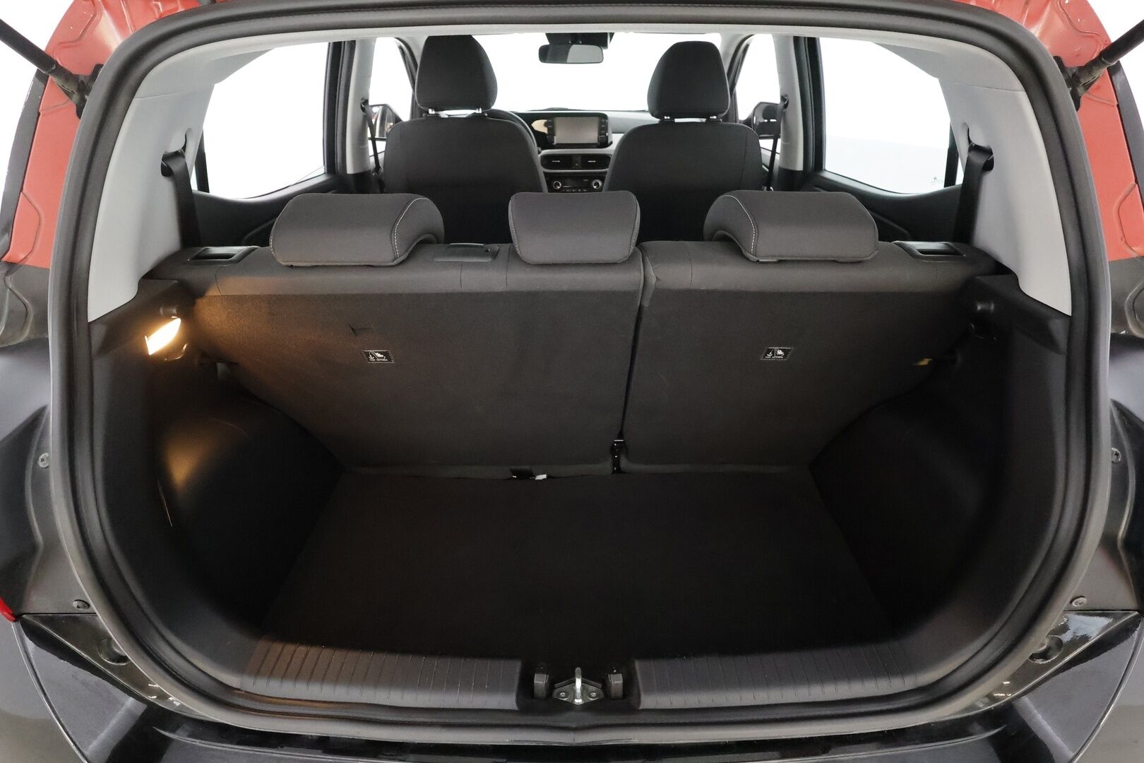 Hyundai i10 2020 1,0 MPI 67 hv 5AMT-automaatti 5-p Comfort *1.OM Suomi-auto / Vakkari / P.kamera / Lohko / Kaistavahti / Ratinlämmitin* - Kahdet renkaat aluvanteilla / Merkkihuollettu / Seuraava katsastus 02/28! - HULLUT AVAJAISHULINAT KORKOTARJOUS 3,29 %