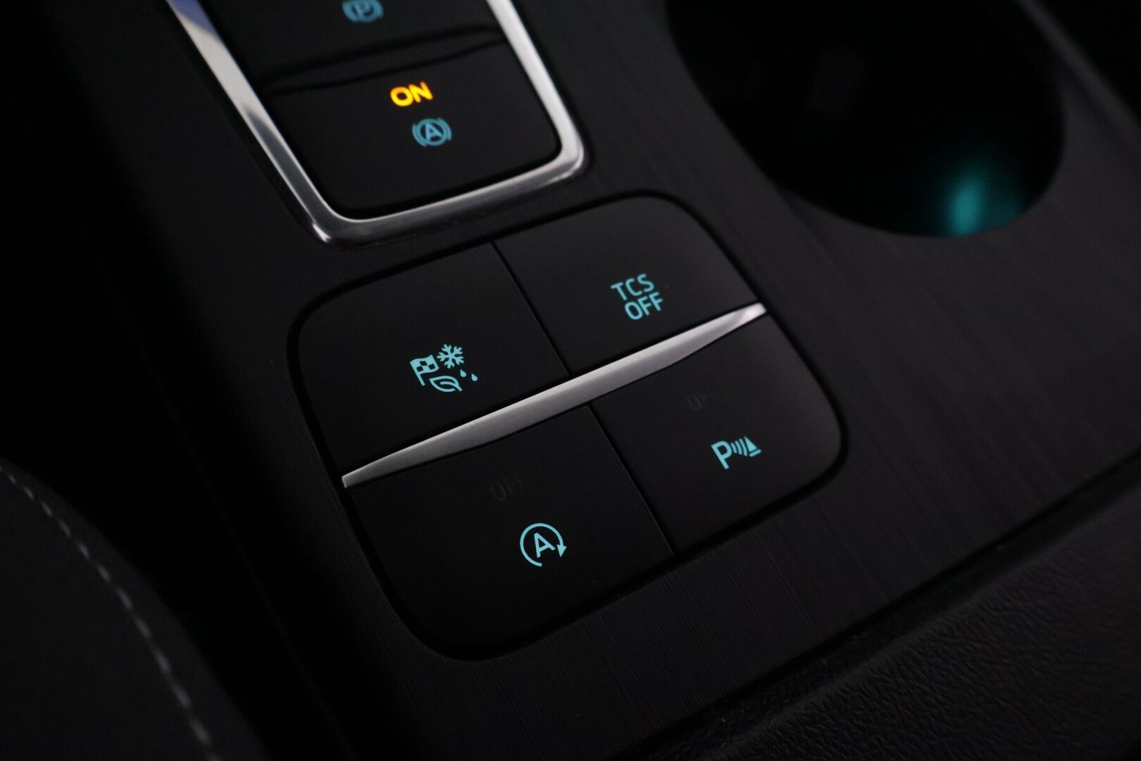 Ford Focus 2020 1,0 EcoBoost 125hv A8 - YritysOutlet - Myydään vain yrityksille - *Ohjayspyörän lämmitys / Kaistallapitoavustin / leimaa vuosi ja 9kk*