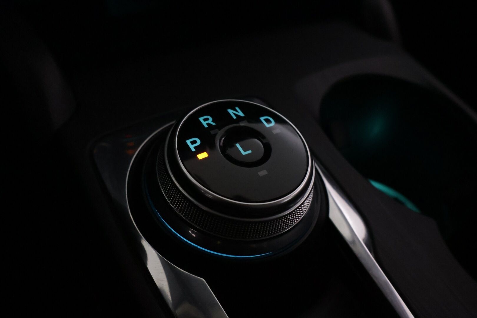 Ford Focus 2020 1,0 EcoBoost 125hv A8 - YritysOutlet - Myydään vain yrityksille - *Ohjayspyörän lämmitys / Kaistallapitoavustin / leimaa vuosi ja 9kk*