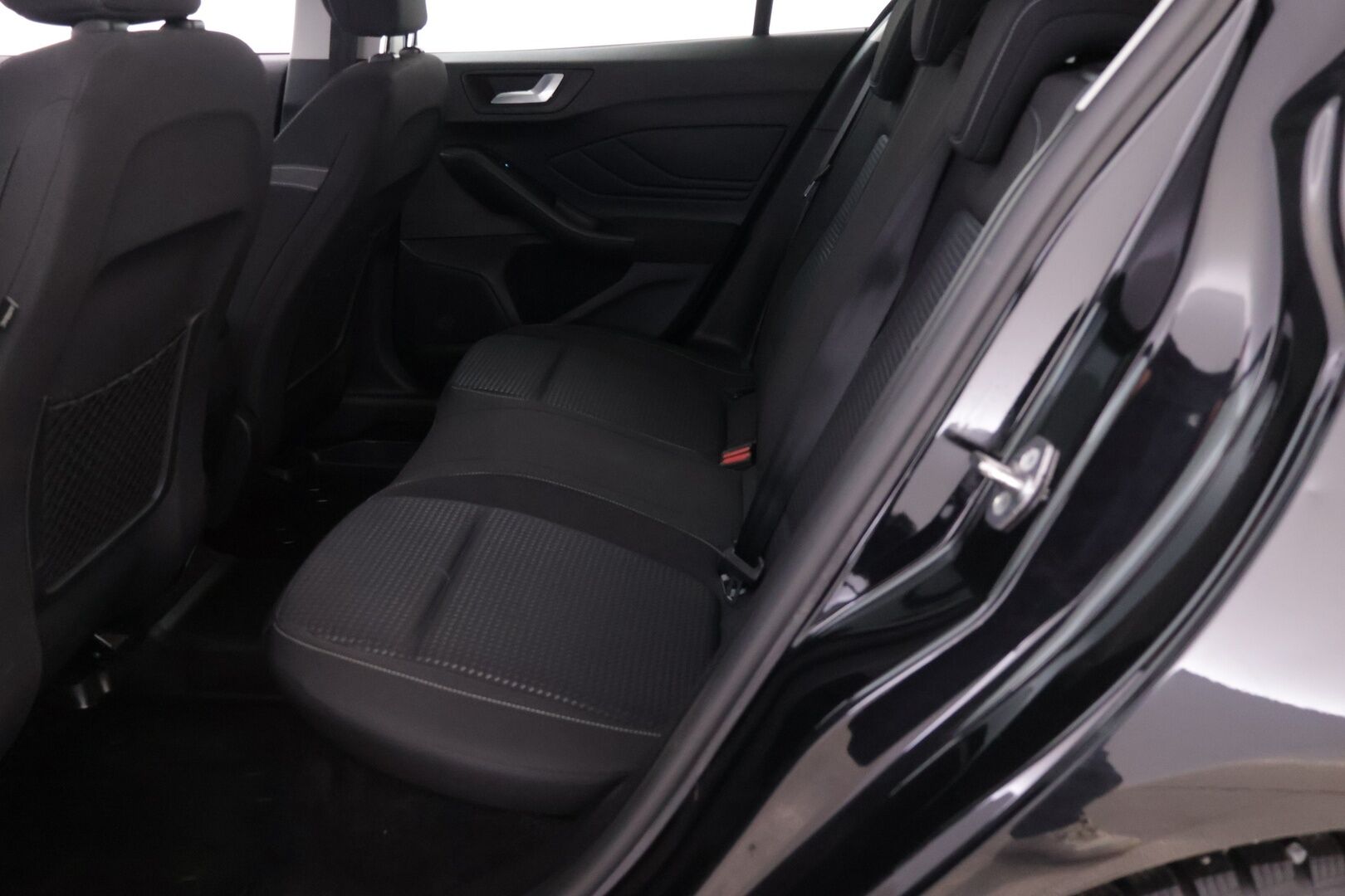 Ford Focus 2020 1,0 EcoBoost 125hv A8 - YritysOutlet - Myydään vain yrityksille - *Ohjayspyörän lämmitys / Kaistallapitoavustin / leimaa vuosi ja 9kk*