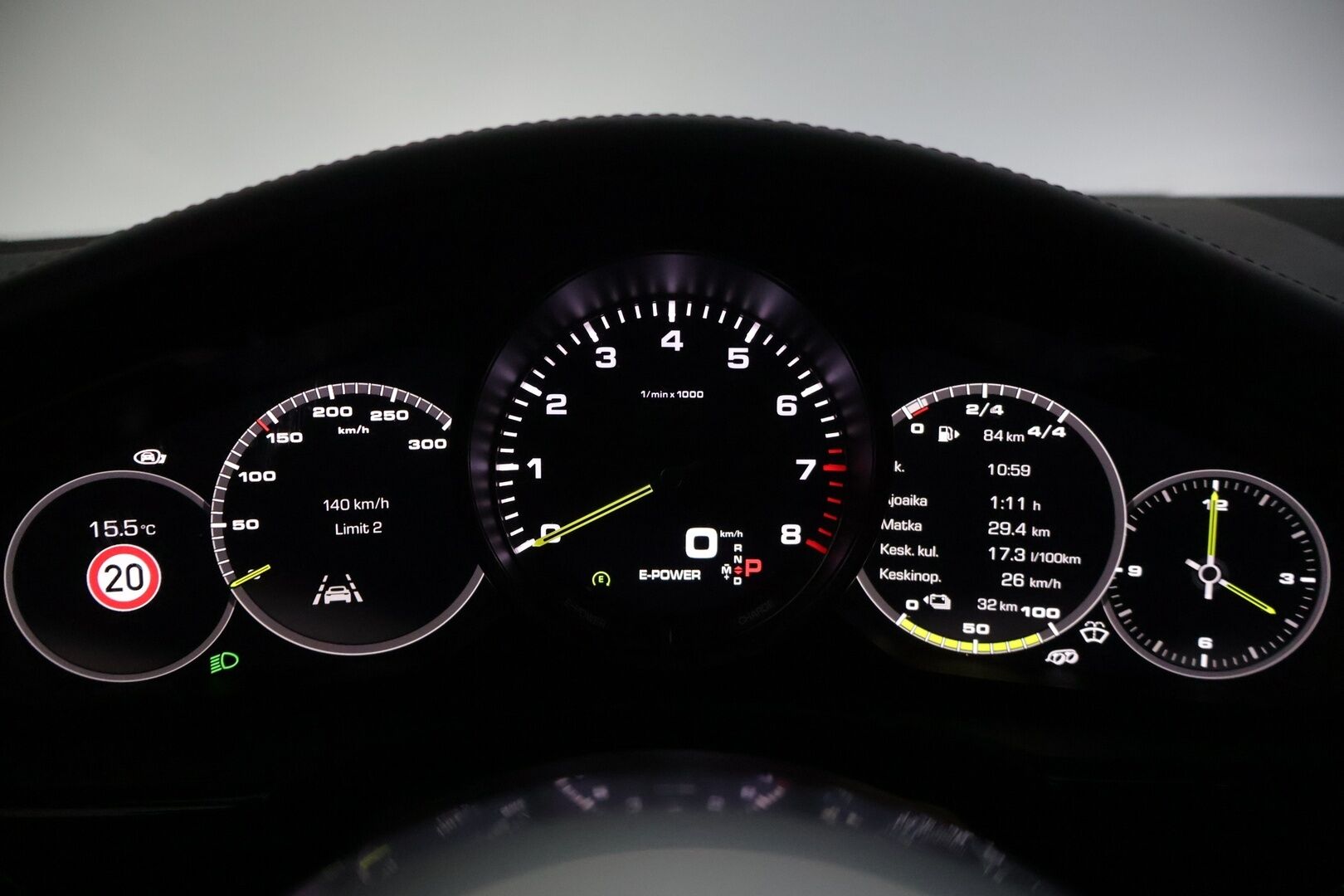 Porsche Panamera 2018 4 E-Hybrid - | Huippuvarusteet | 4-Pyöräohjaus | Imuovet | Hieronta | Ilmastoidut 14-ist. | Takanäyttö | Sport Chrono | BOSE | 360 | Sport-Putkisto | PDLS+ | PASM |