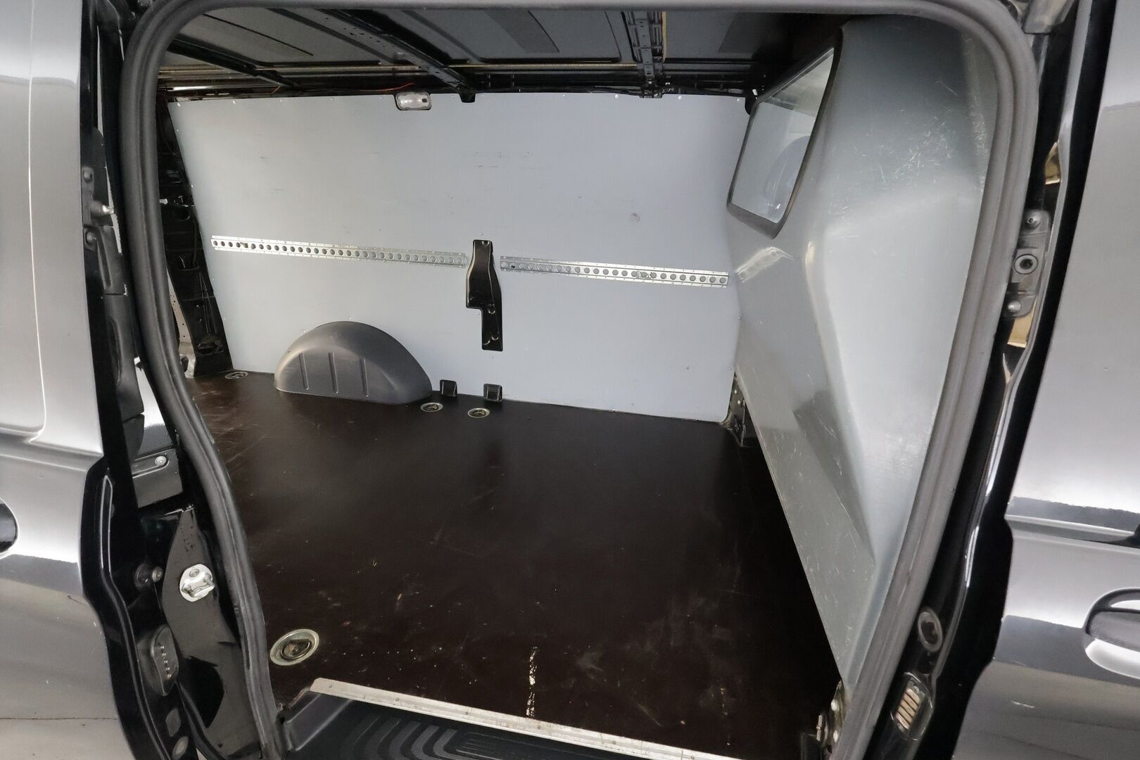 Mercedes-Benz Vito 2020 116CDI 4x4-3,05/34K pitkä A3 A 4MATIC Edition * Vakkari / ILS-LED / Webasto / Koukku / P.kamera / Nahat * - Suomi-auto / Kahdet Renkaat