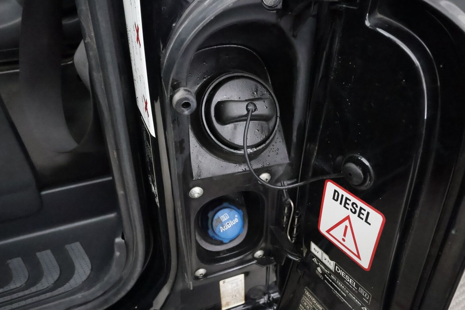 Mercedes-Benz Vito 2020 116CDI 4x4-3,05/34K pitkä A3 A 4MATIC Edition * Vakkari / ILS-LED / Webasto / Koukku / P.kamera / Nahat * - Suomi-auto / ALV-väh. / Kahdet Renkaat