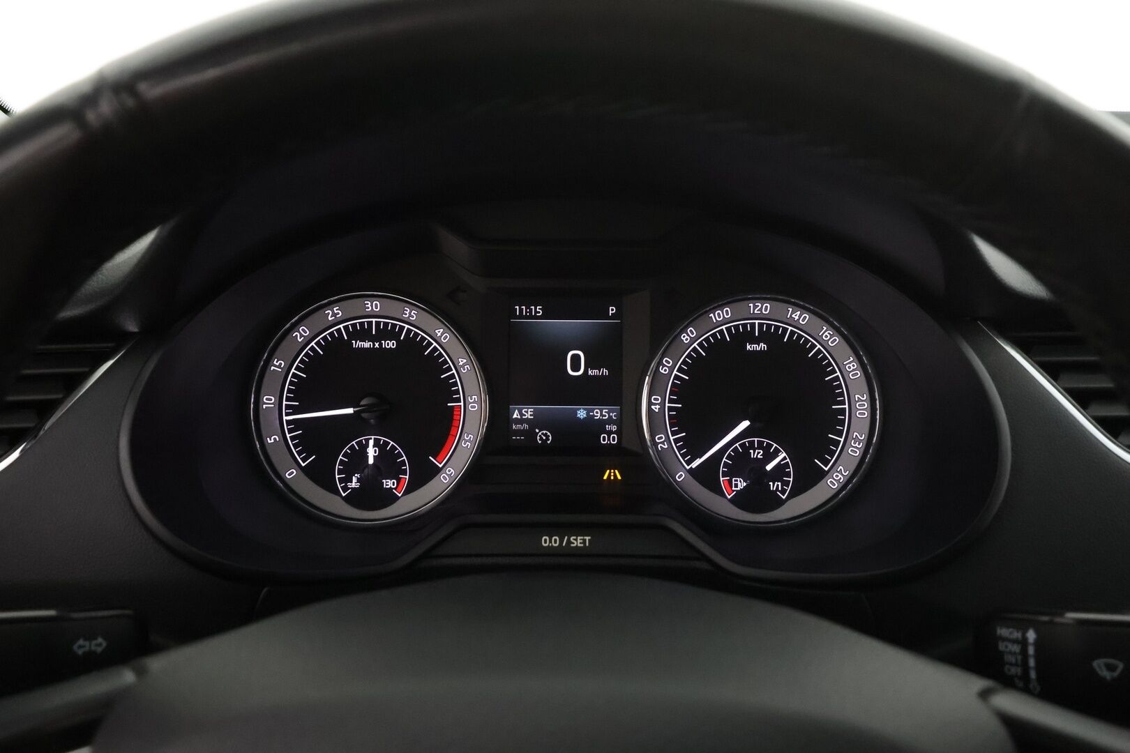 Skoda Octavia 2020 Combi 2,0 TDI 150 Style BusinessLine DSG * ACC / Webasto / Koukku / P.kamera / LED / Keyless / Apple & Android * - 1.Om Suomi-auto / Kahdet renkaat