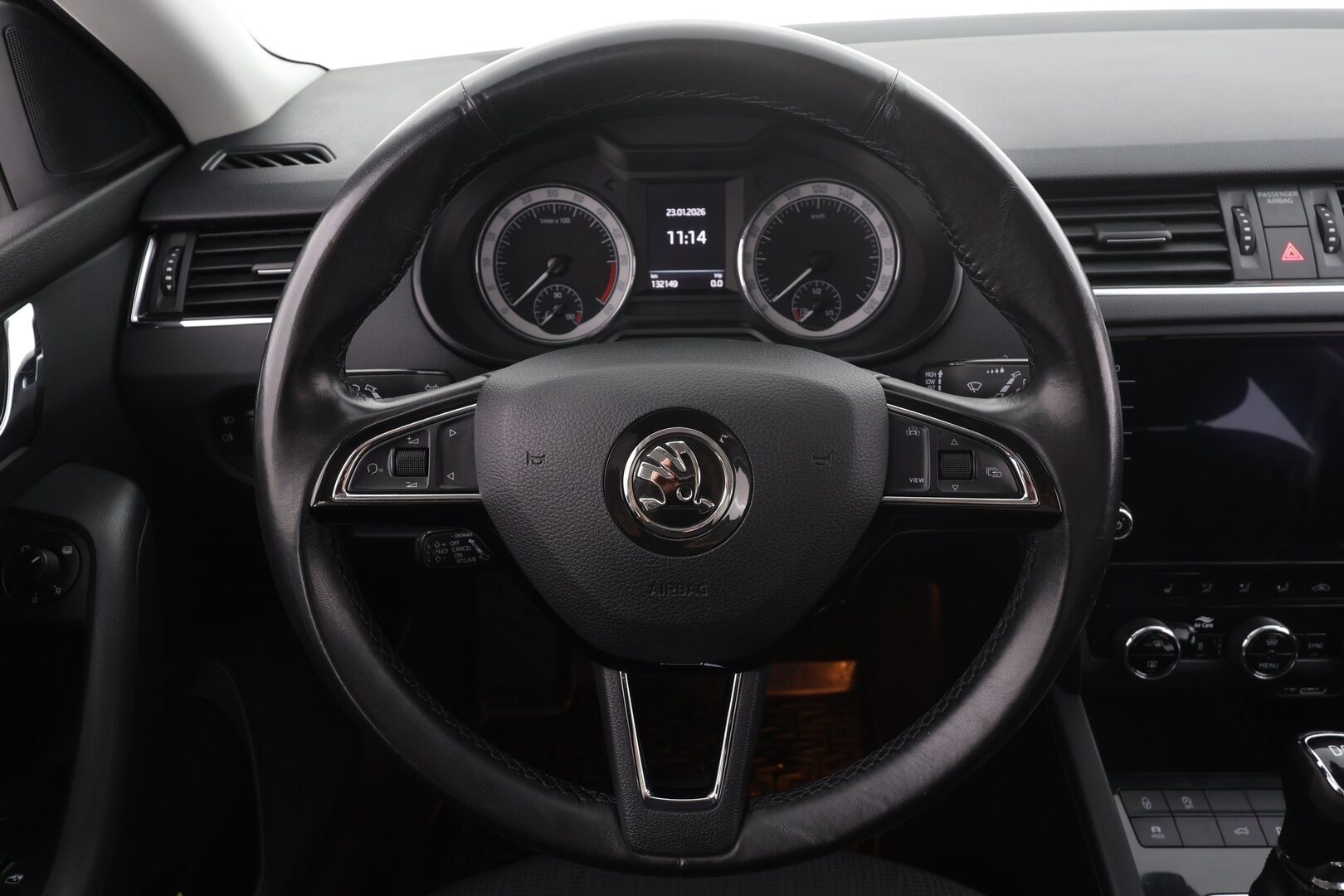 Skoda Octavia 2020 Combi 2,0 TDI 150 Style BusinessLine DSG * ACC / Webasto / Koukku / P.kamera / LED / Keyless / Apple & Android * - 1.Om Suomi-auto / Kahdet renkaat