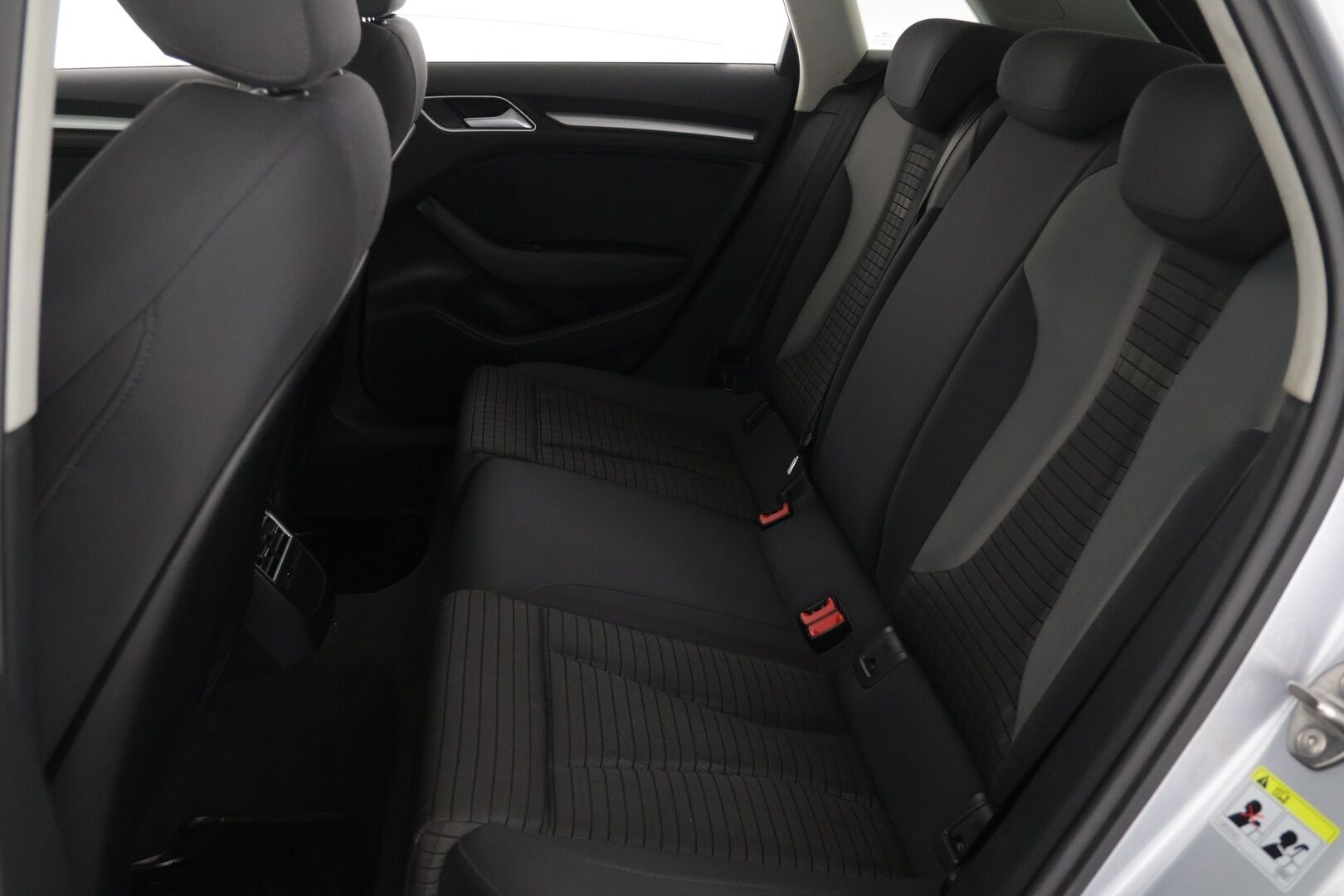 Audi A3 2015 Sportback 1,4 TFSI e-tron S tronic - Yritys Outlet- Myydään vain yrityksille!* - *Yritys Outlet- Myydään vain yrityksille!*| Juuri katsastettu / Webasto | Kessy | Panorama | Taloudellinen | Kattavat varusteet |  