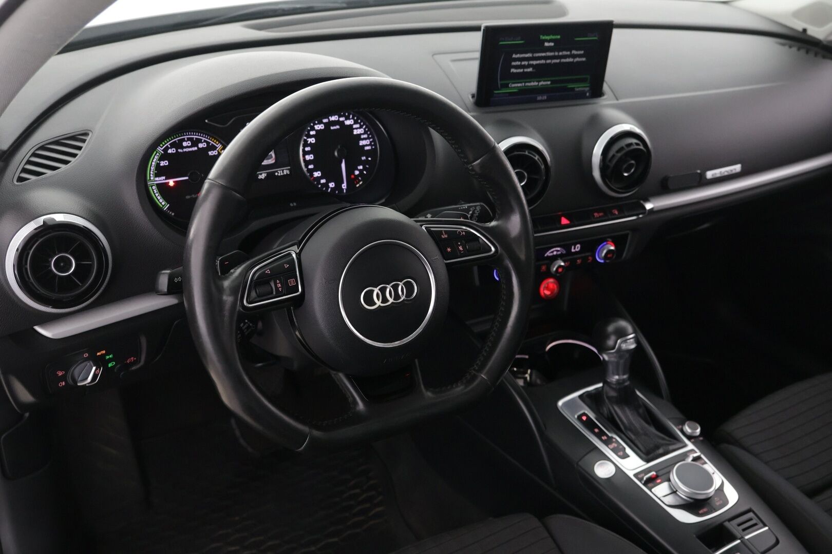 Audi A3 2015 Sportback 1,4 TFSI e-tron S tronic - Yritys Outlet- Myydään vain yrityksille!* - *Yritys Outlet- Myydään vain yrityksille!*| Juuri katsastettu / Webasto | Kessy | Panorama | Taloudellinen | Kattavat varusteet |  