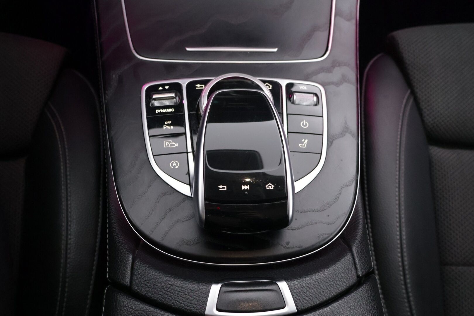 Mercedes-Benz E 2020 200 d T A Edition One - | ALV | Widescreen | Panorama | BLISS |  MBUX | P.kamera | Sportti penkit | Tutkat eteen ja taakse |
