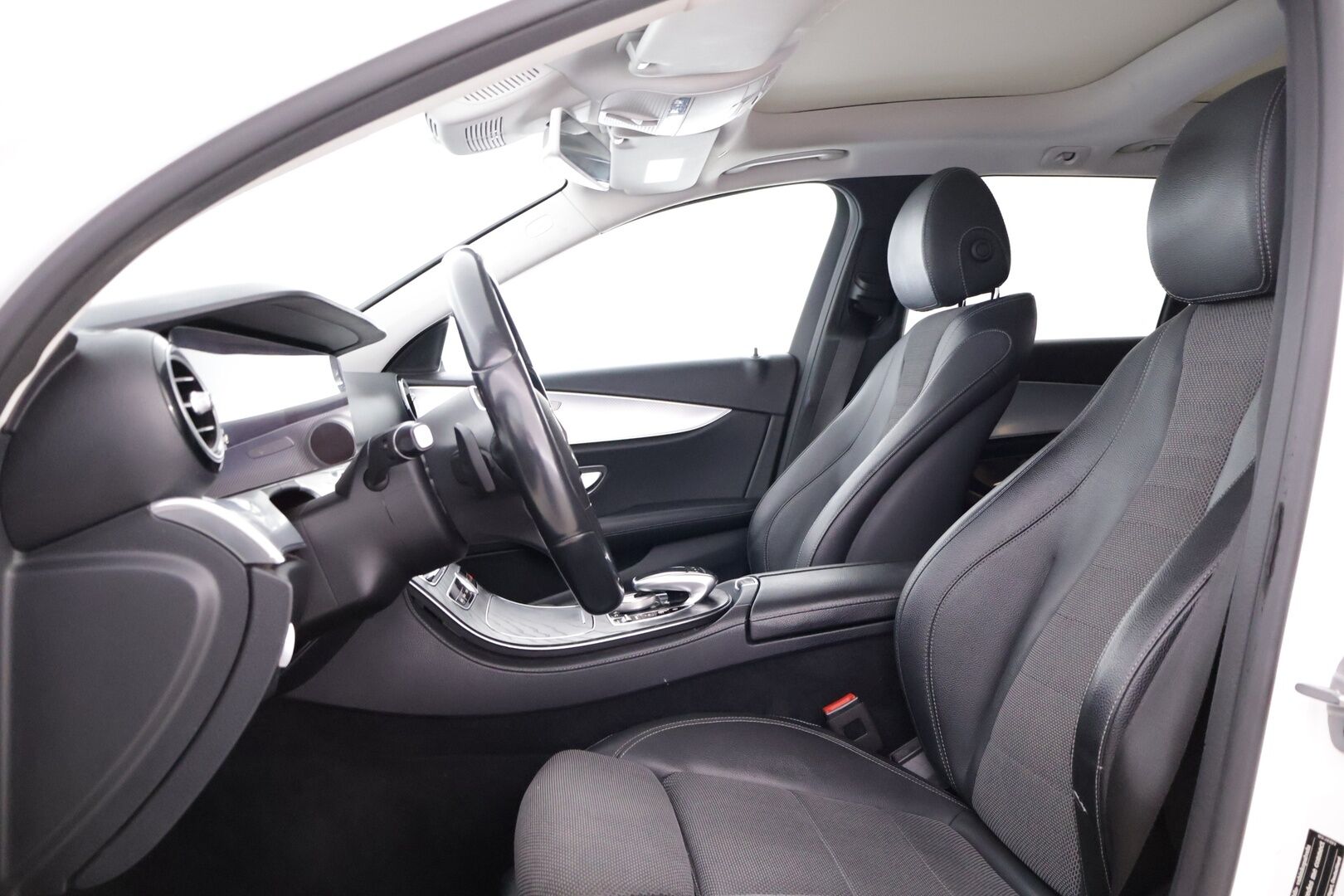 Mercedes-Benz E 2020 200 d T A Edition One - | ALV | Widescreen | Panorama | BLISS |  MBUX | P.kamera | Sportti penkit | Tutkat eteen ja taakse |