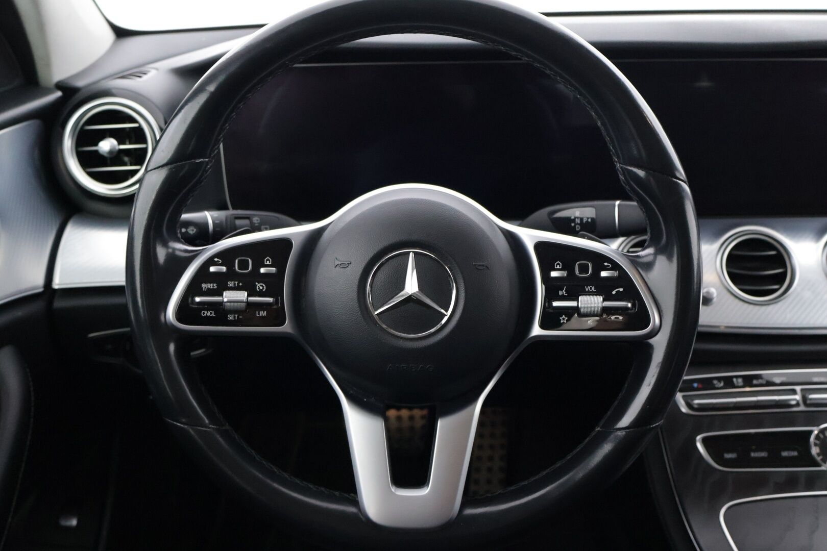 Mercedes-Benz E 2020 200 d T A Edition One - | ALV | Widescreen | Panorama | BLISS |  MBUX | P.kamera | Sportti penkit | Tutkat eteen ja taakse |