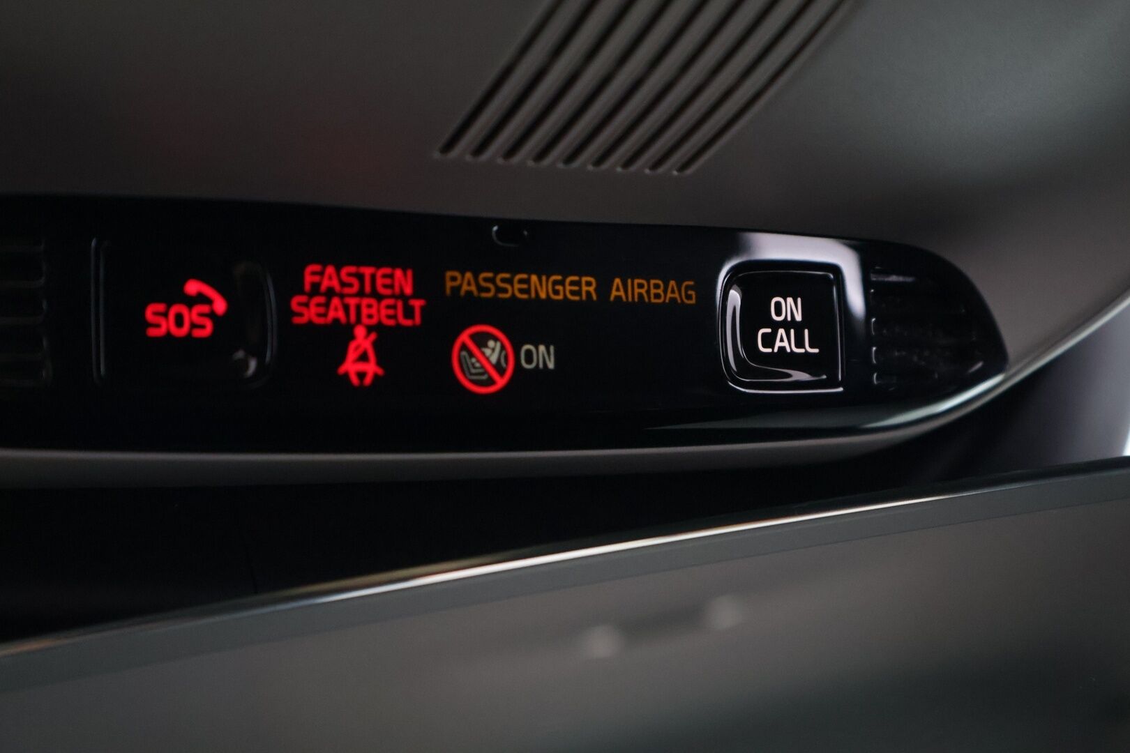 Volvo XC40 2020 T5 Twin Engine Business aut - ACC | Webasto | Vetokoukku | P.kamera | Navi | Pilot assist | CarPlay | LED | Keyless | Ratinlämmitin | 2x Renkaat alumiinivanteilla | Jakohihna tehty